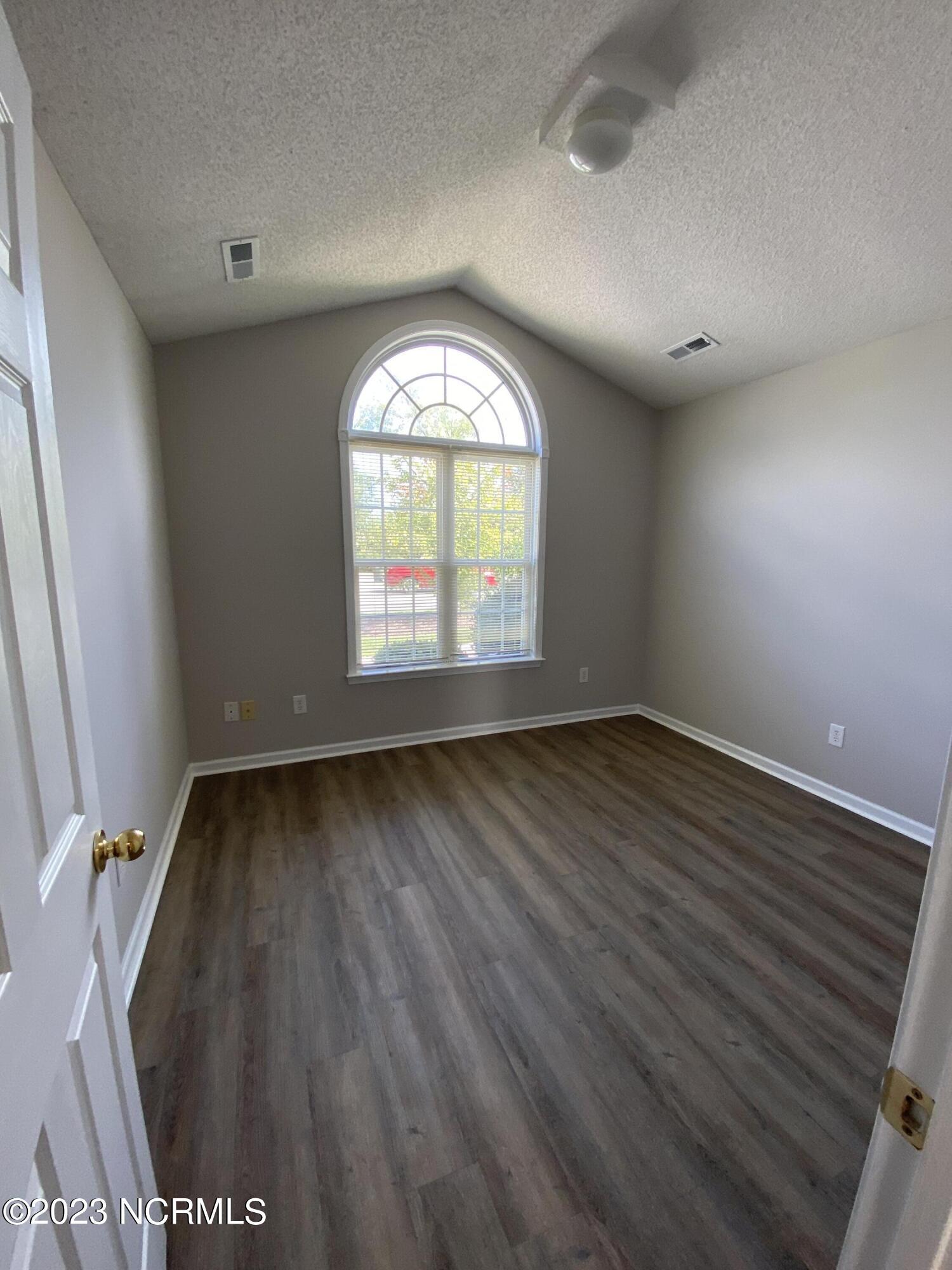 4225 Elizabeth Avenue,New Bern