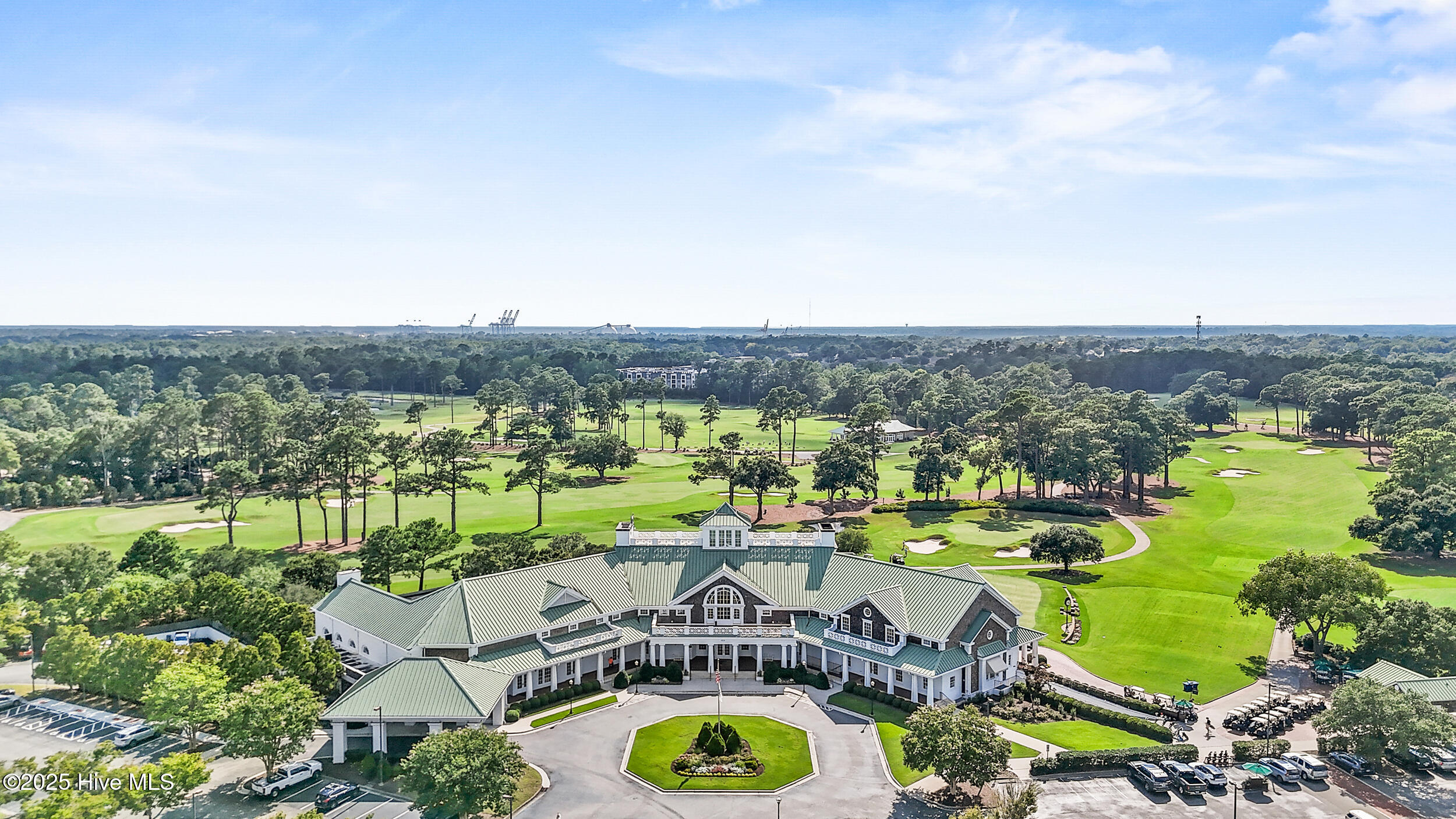 100561677 | Photo 68