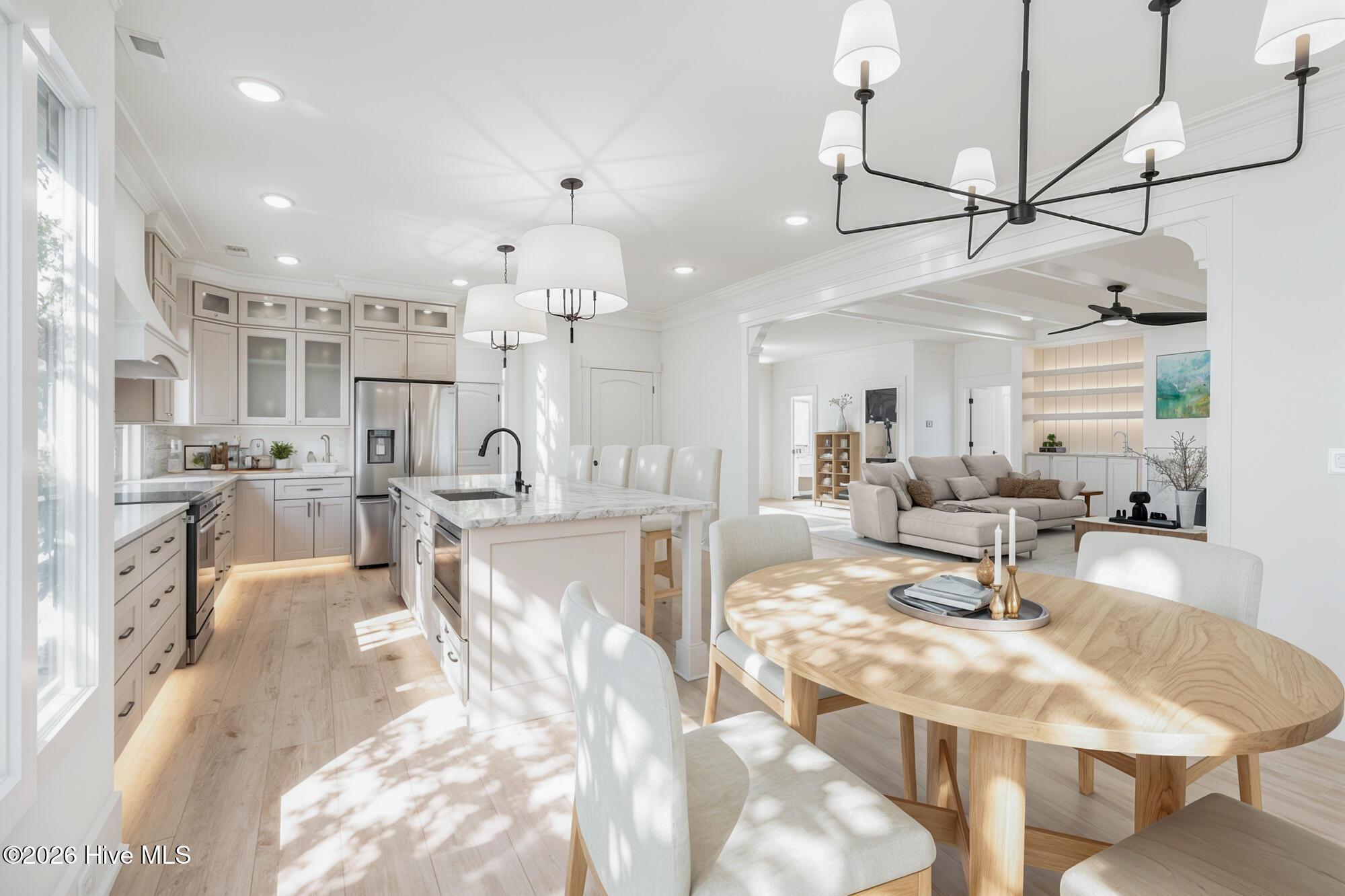 100516675 | Photo 34