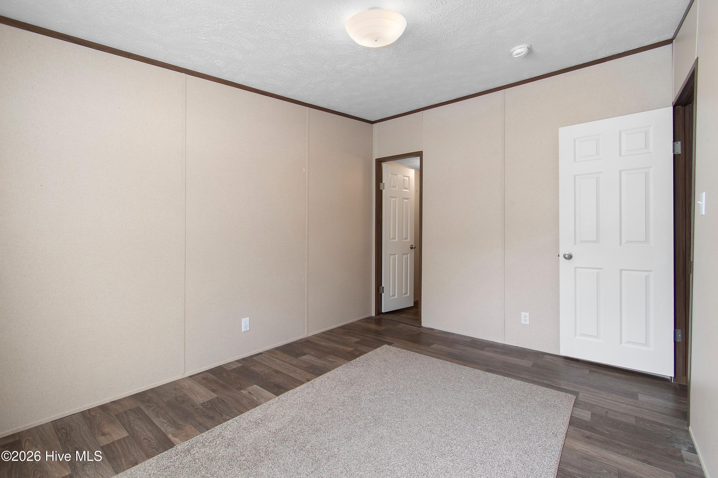 100563452 | Photo 22