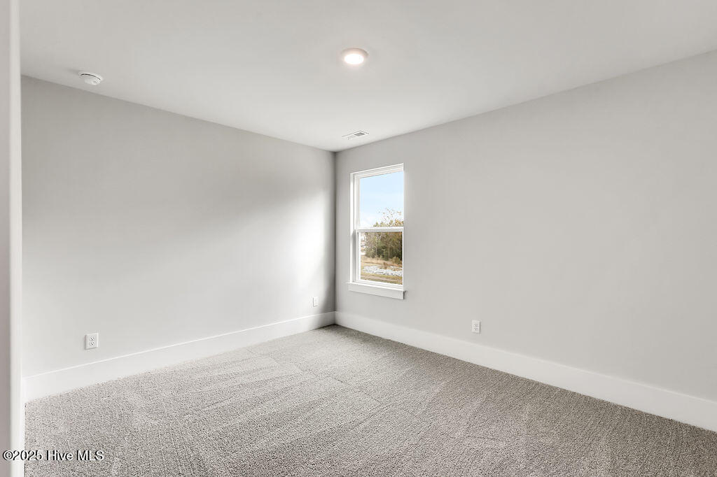 100539304 | Photo 33