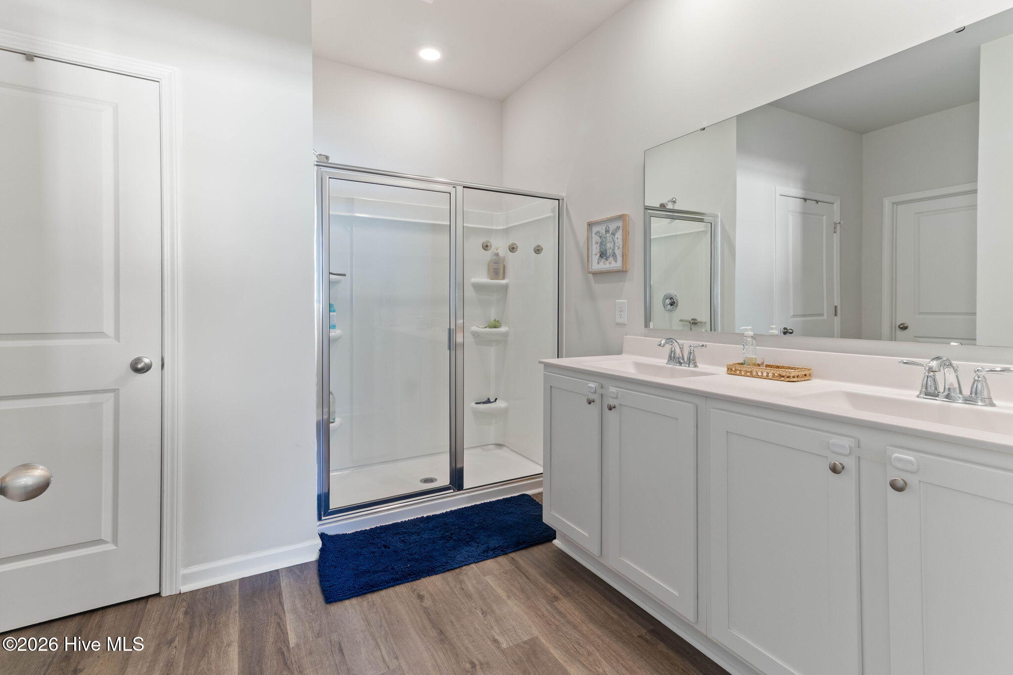 100561989 | Photo 27