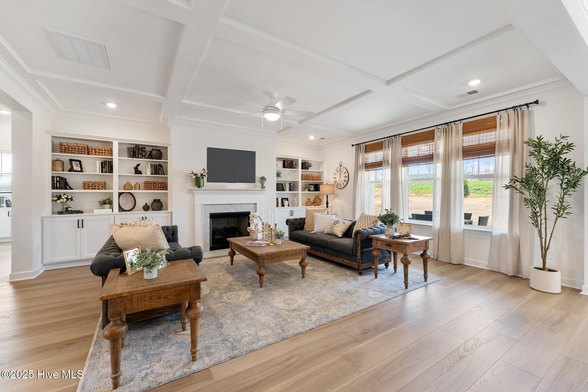 100550675 | Photo 14