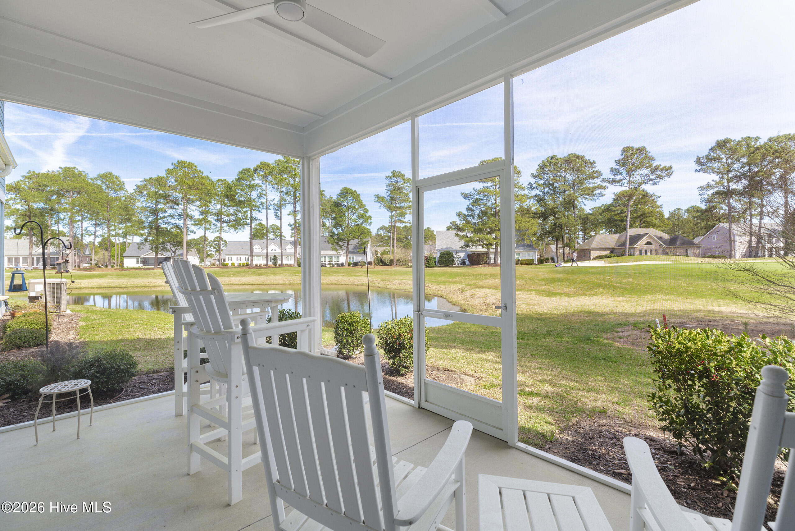 100561954 | Photo 22