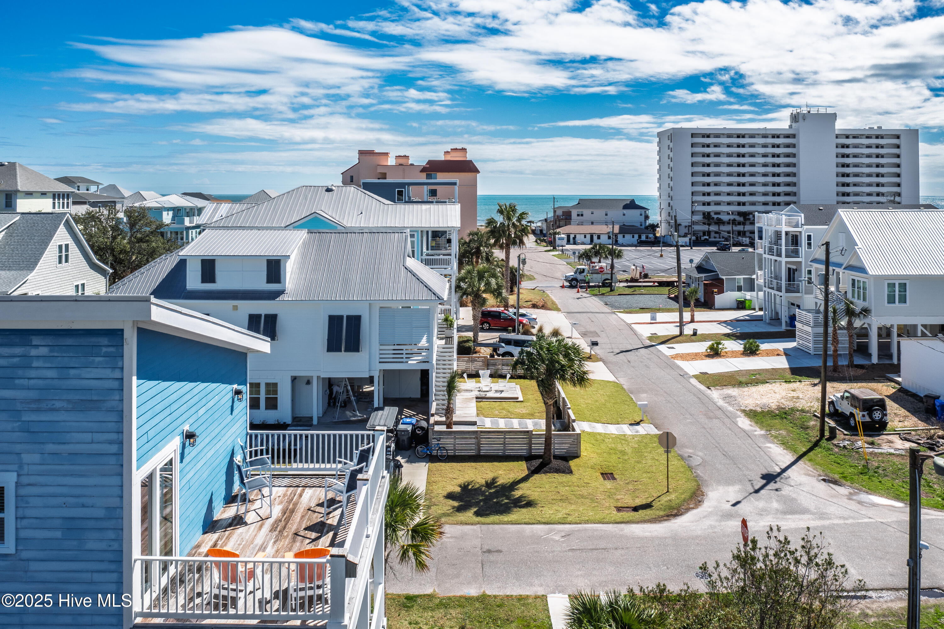 100494864 | Photo 27