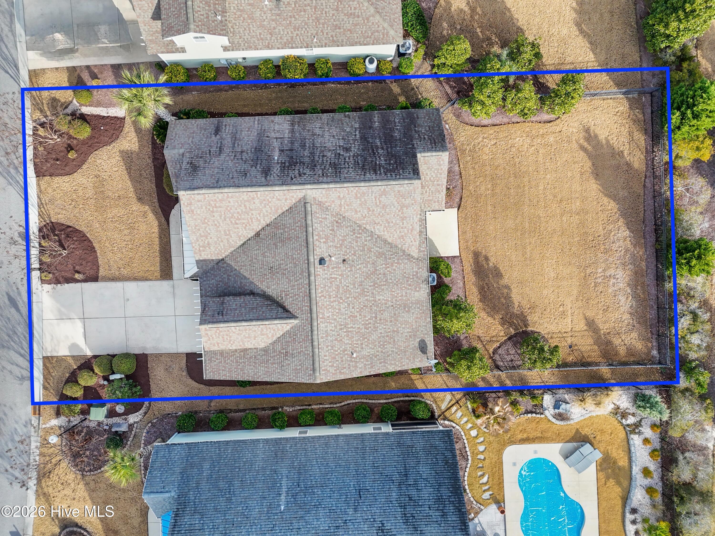 100547463 | Photo 11