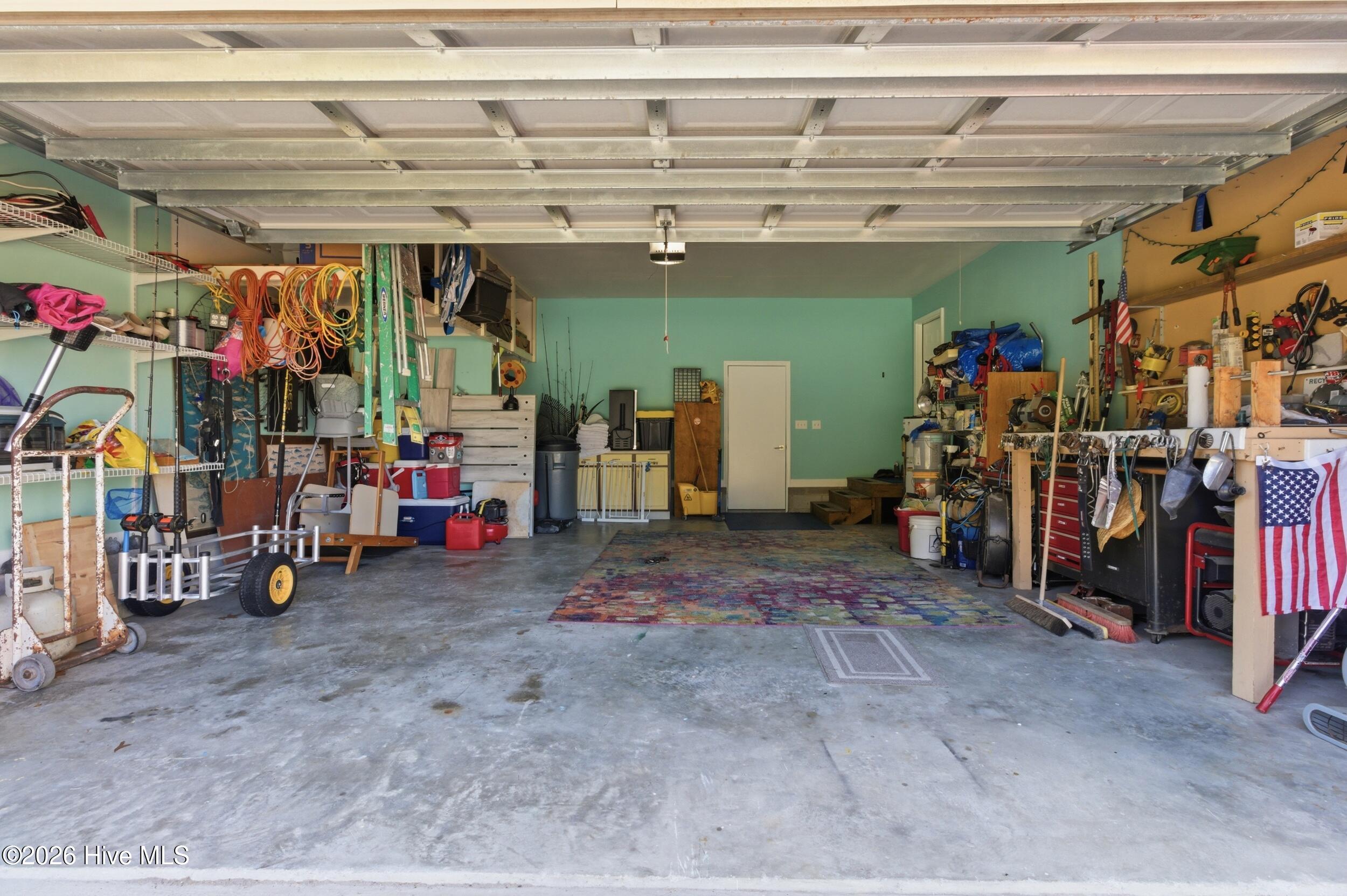 100564974 | Photo 20