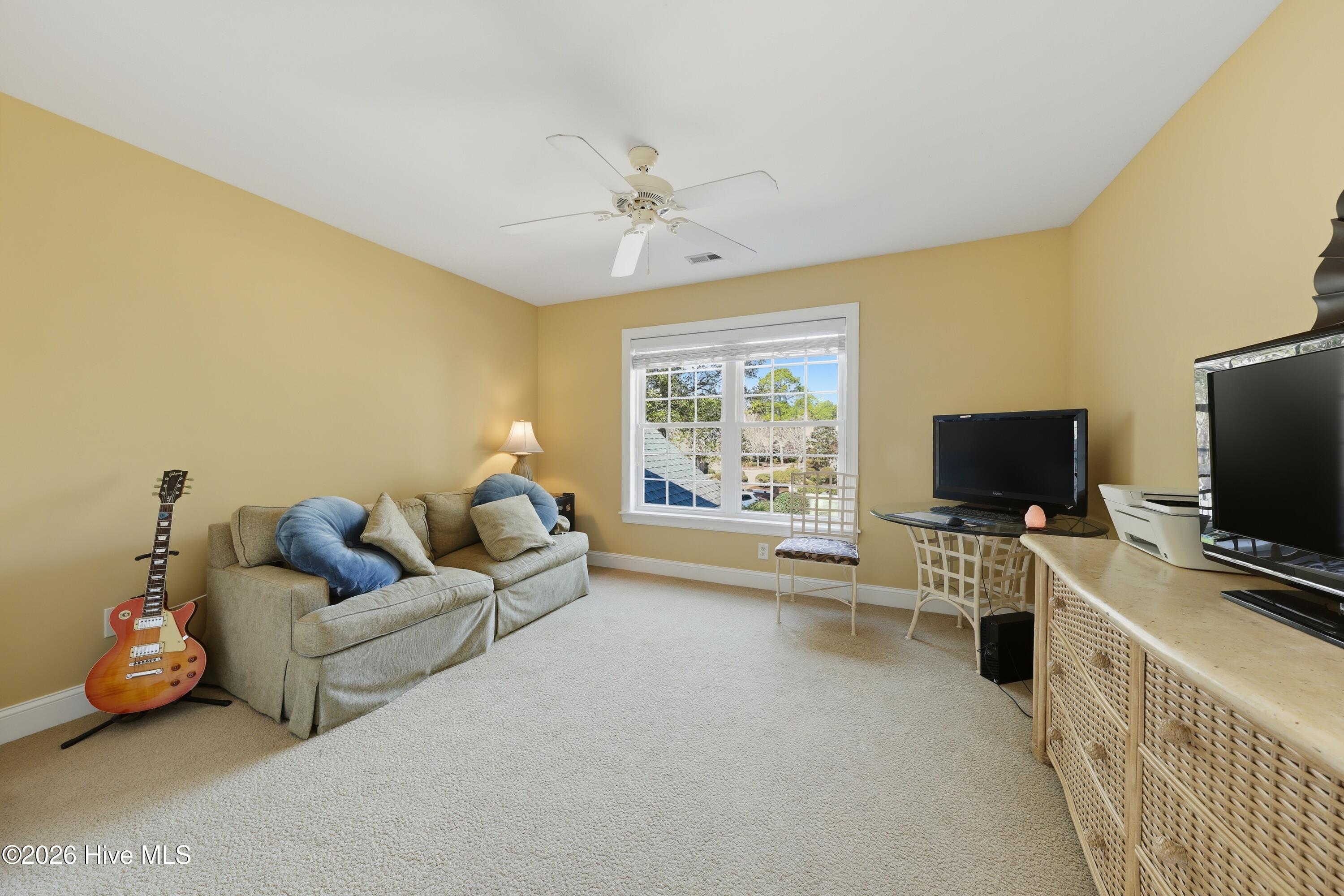 100558451 | Photo 52