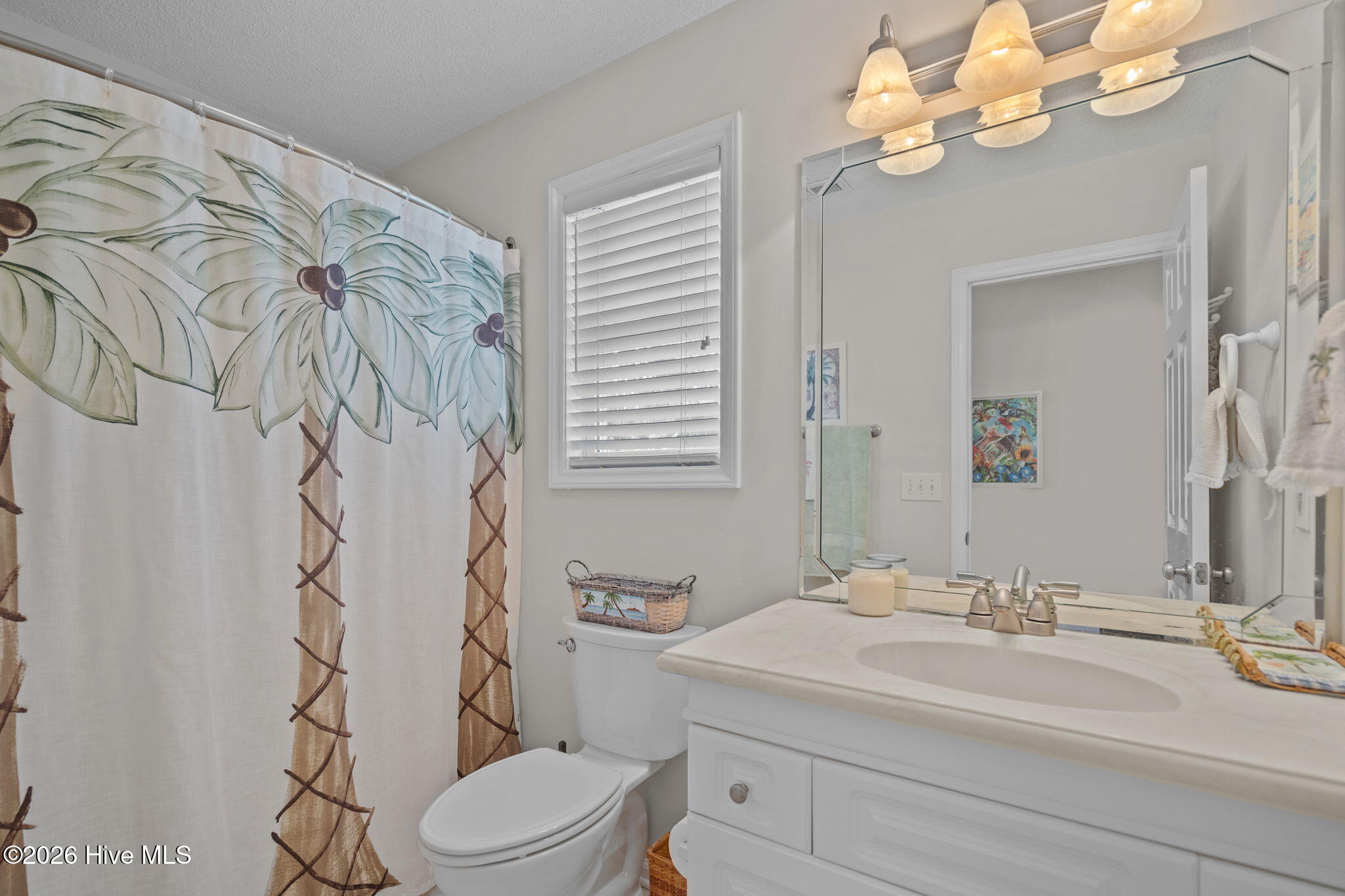 425 Sandman Drive, Kure Beach, NC 28449 – photo 20: 44-web-or-mls-DSC01774