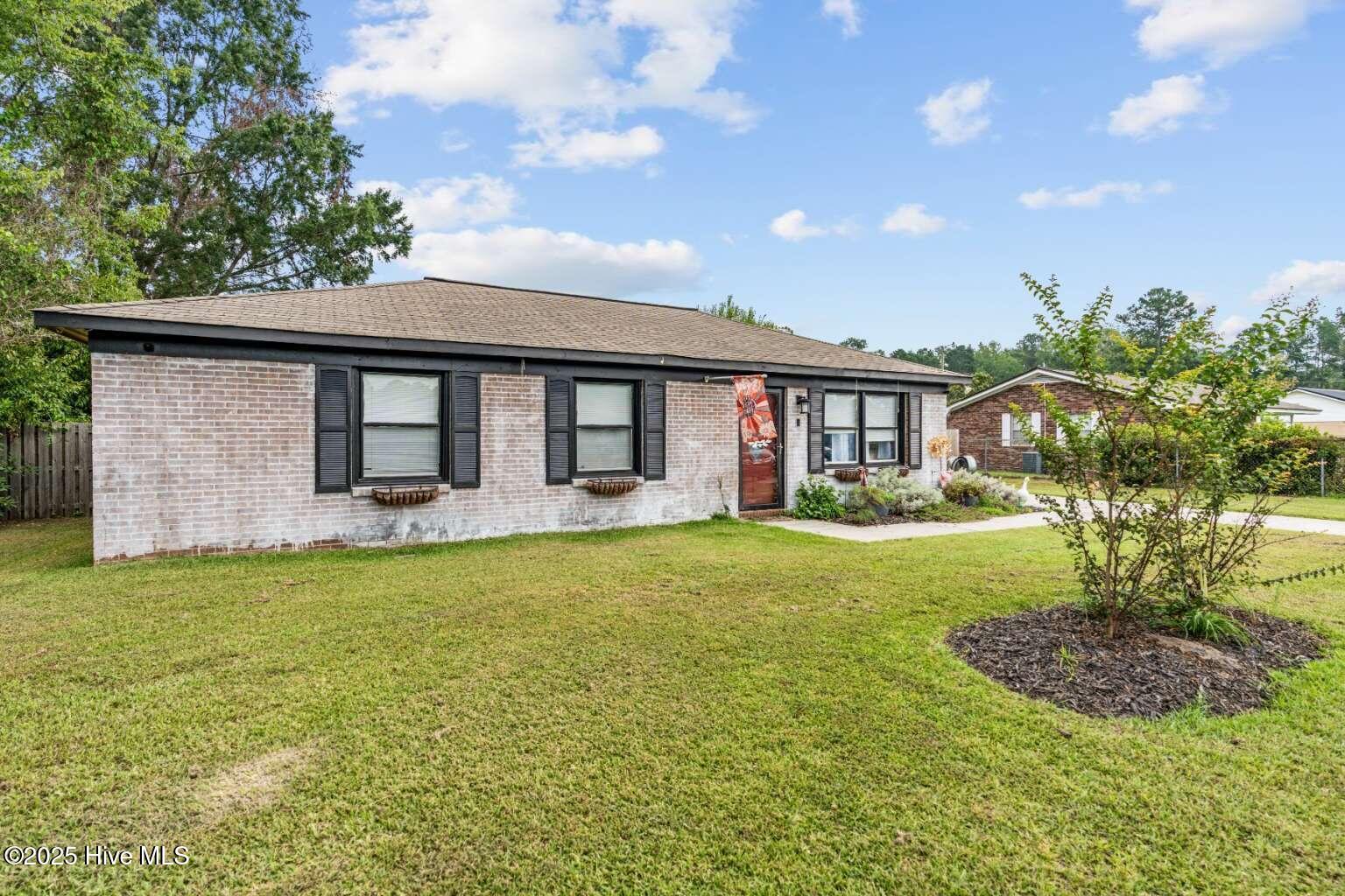 304 Cottonwood Lane, Castle Hayne, NC 28429 – photo 2: Lysak.2
