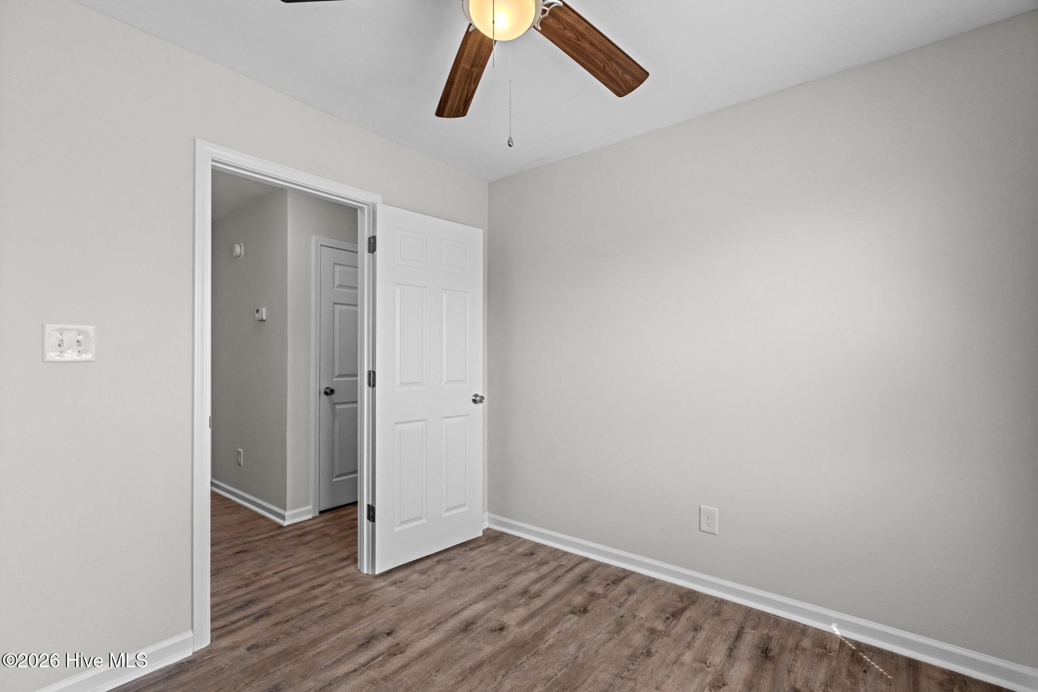 100557446 | Photo 19