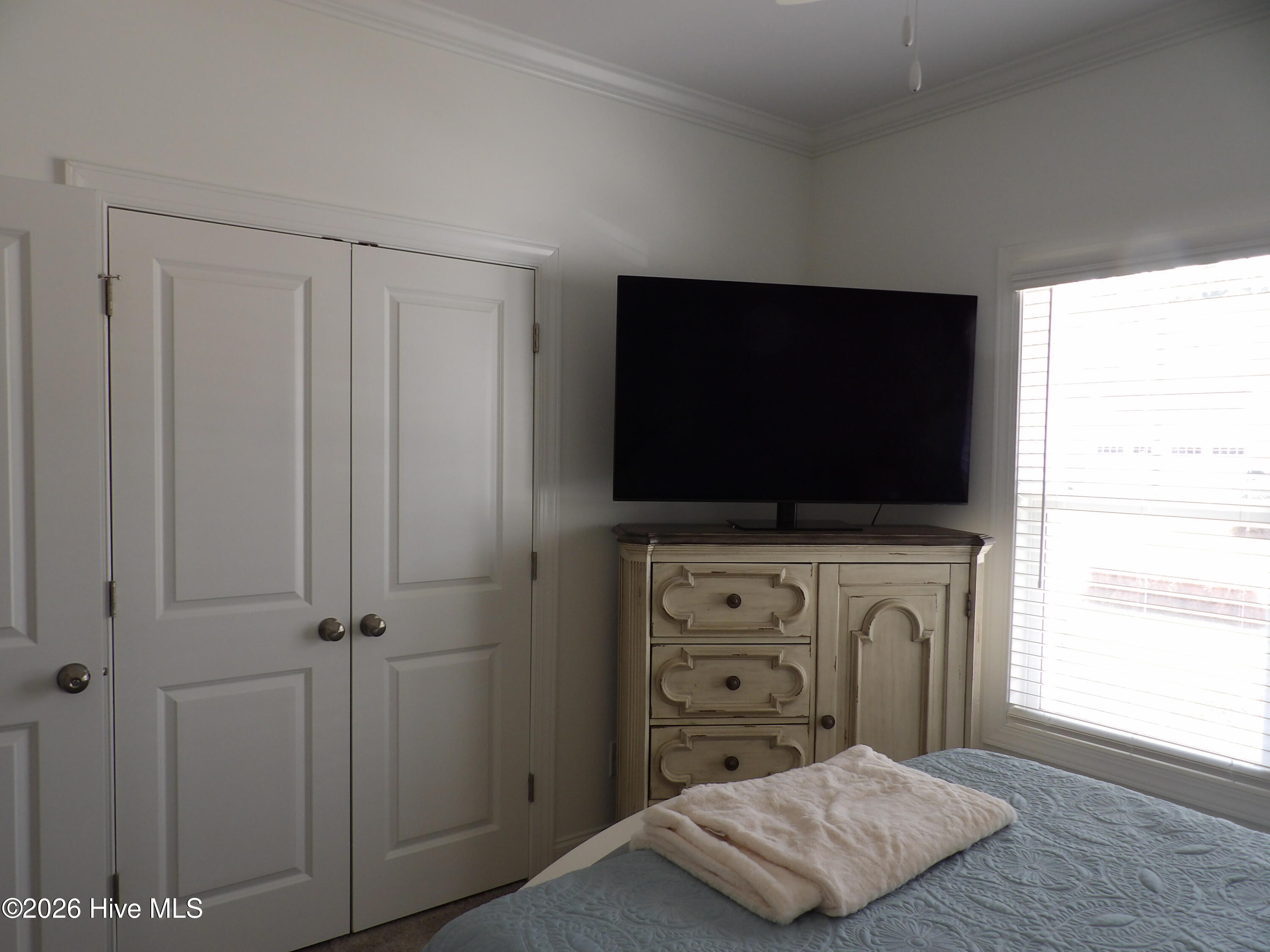 100561891 | Photo 38