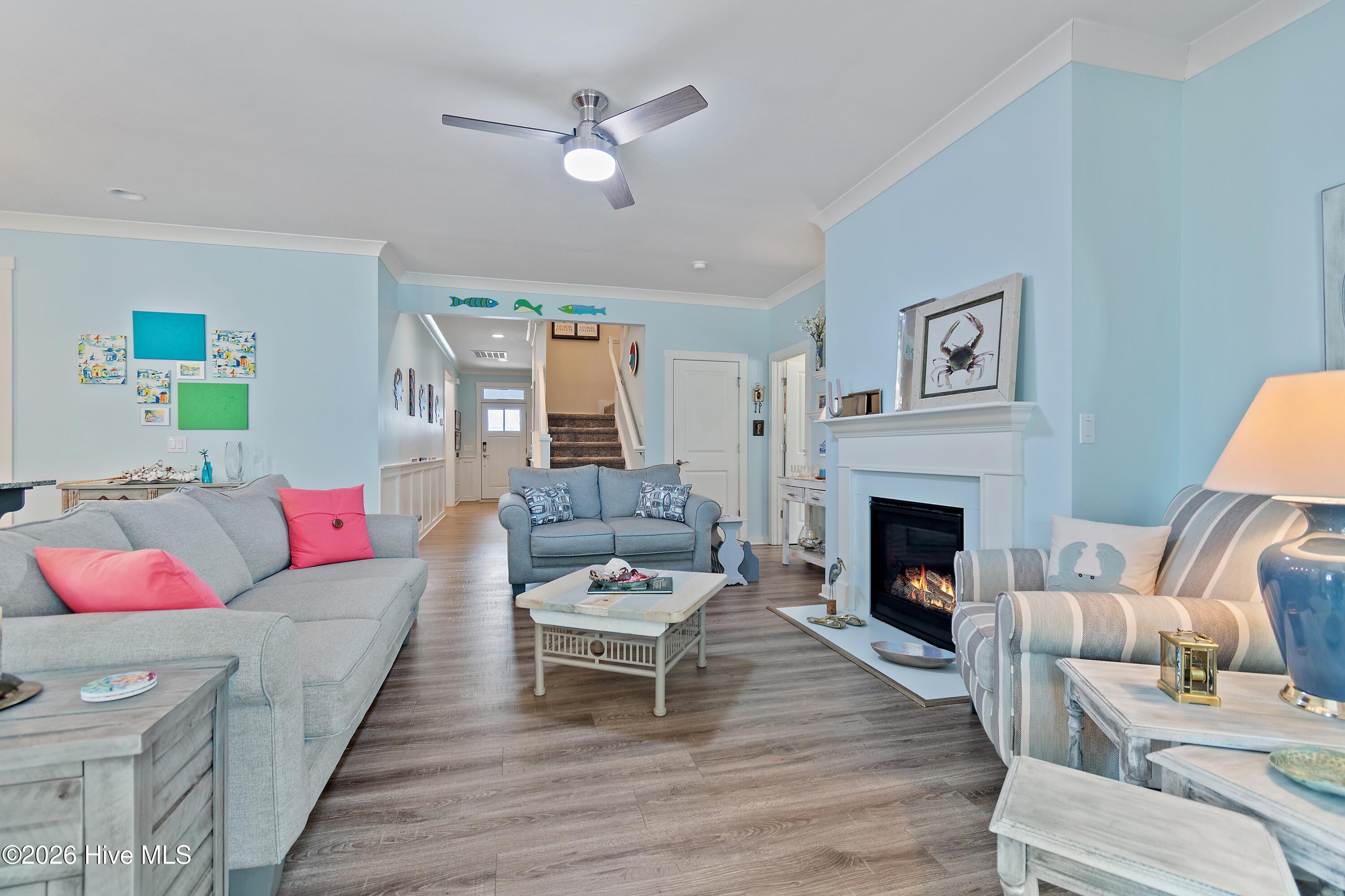 100557254 | Photo 11