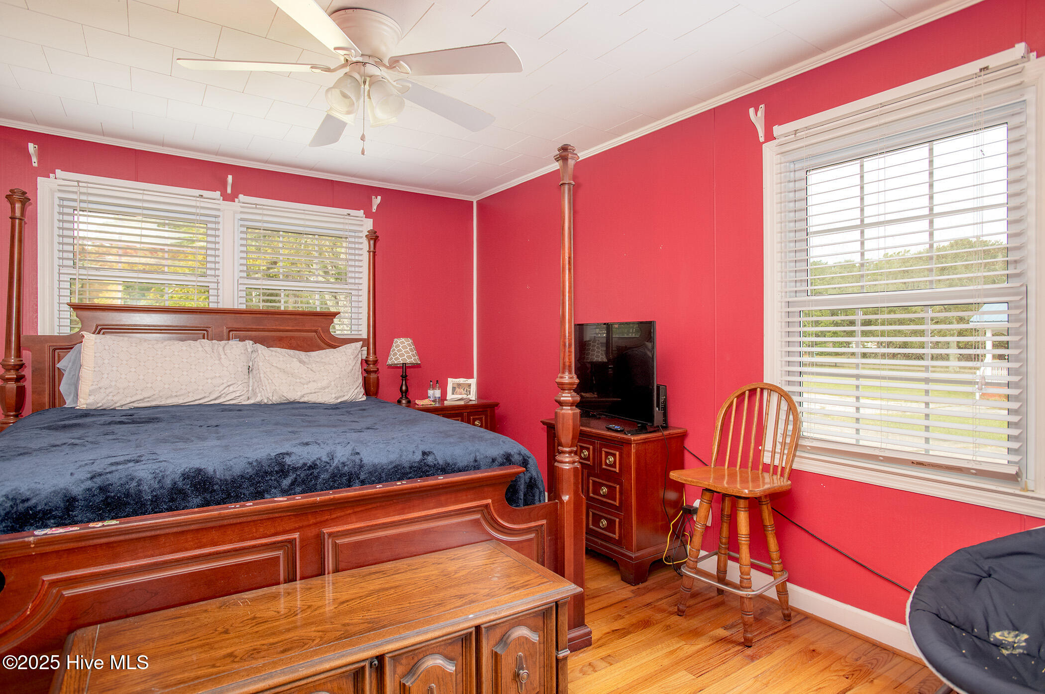 2596 Cedar Island Road,Cedar Island