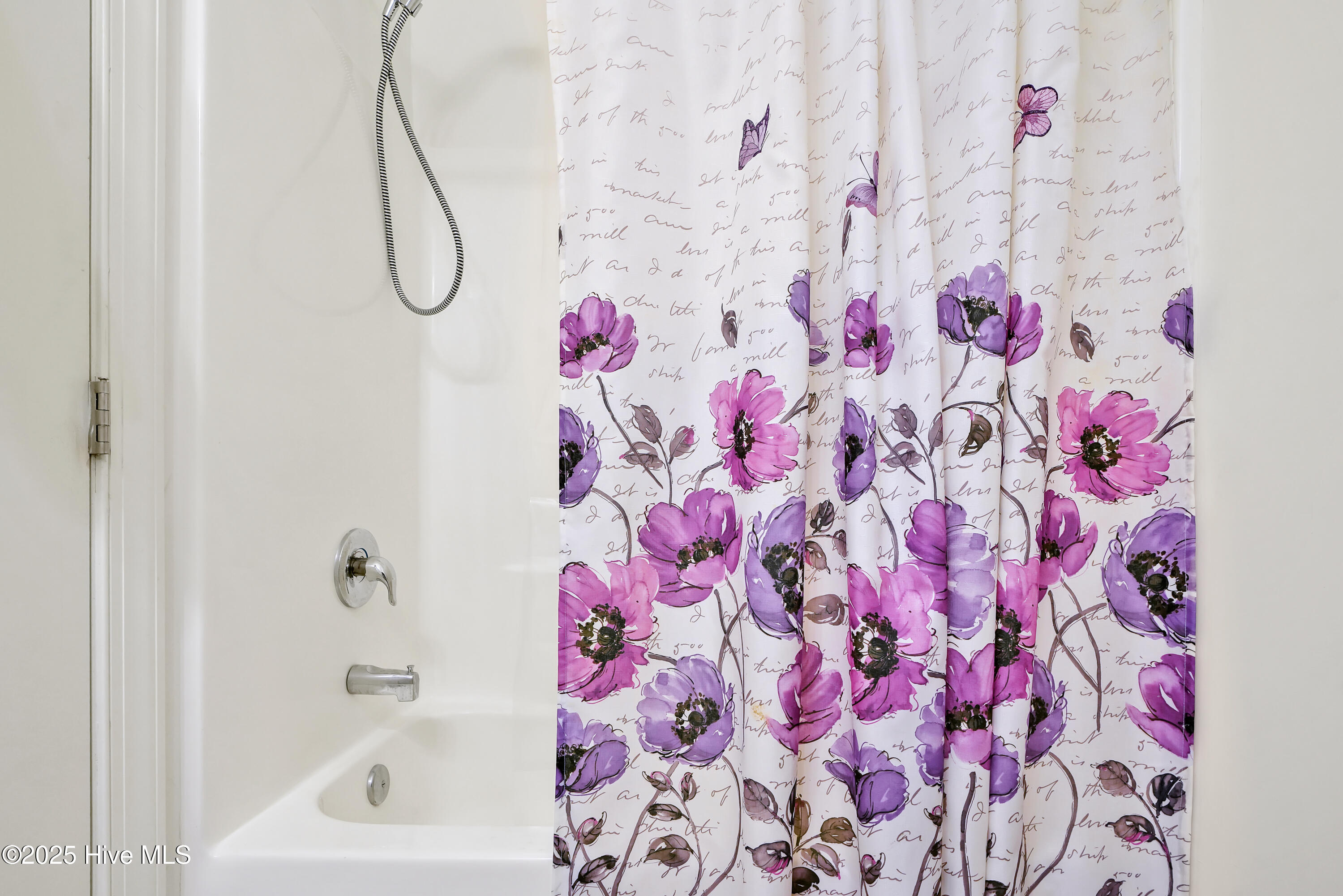 100564897 | Photo 21