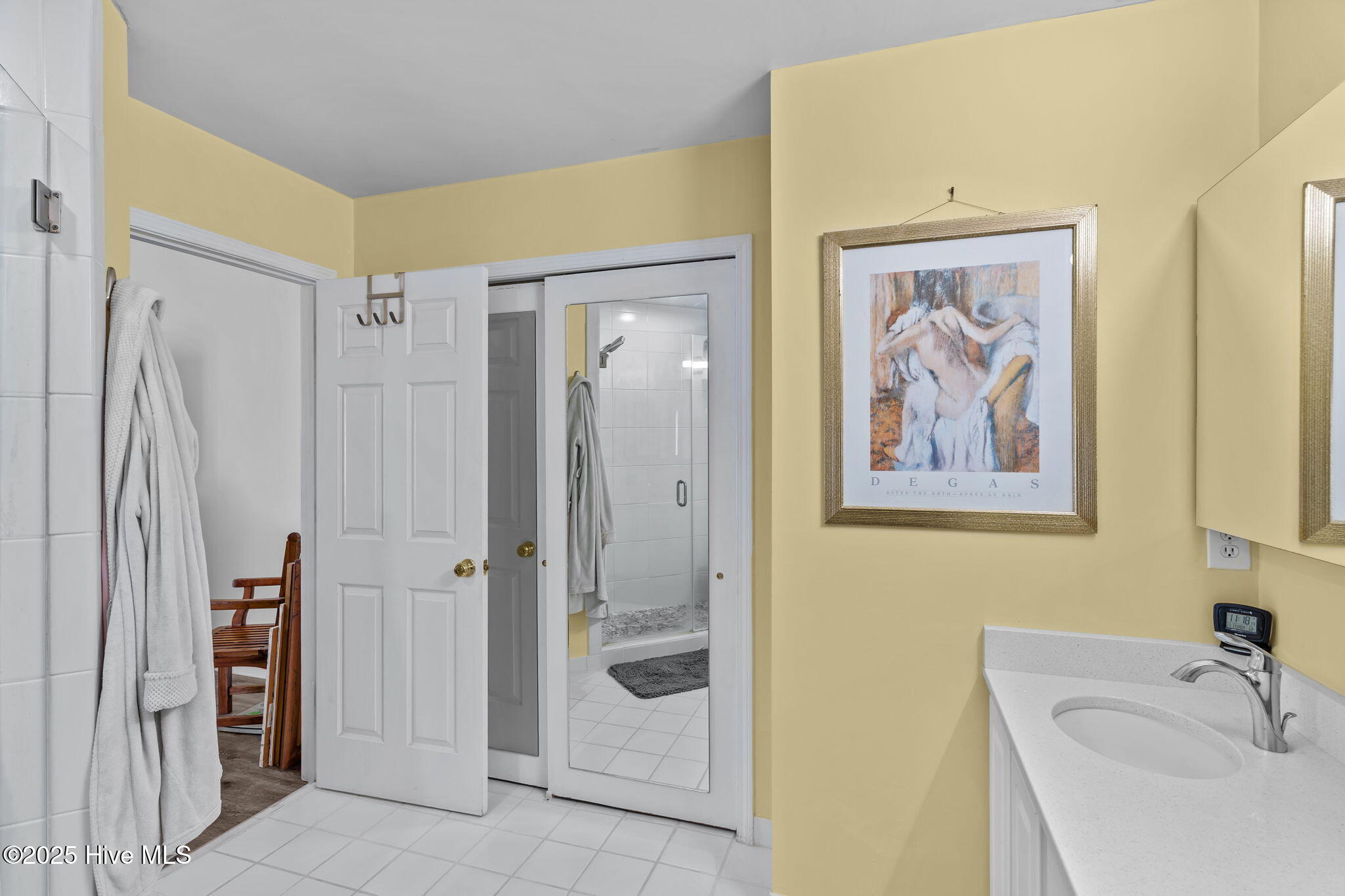 100543874 | Photo 26