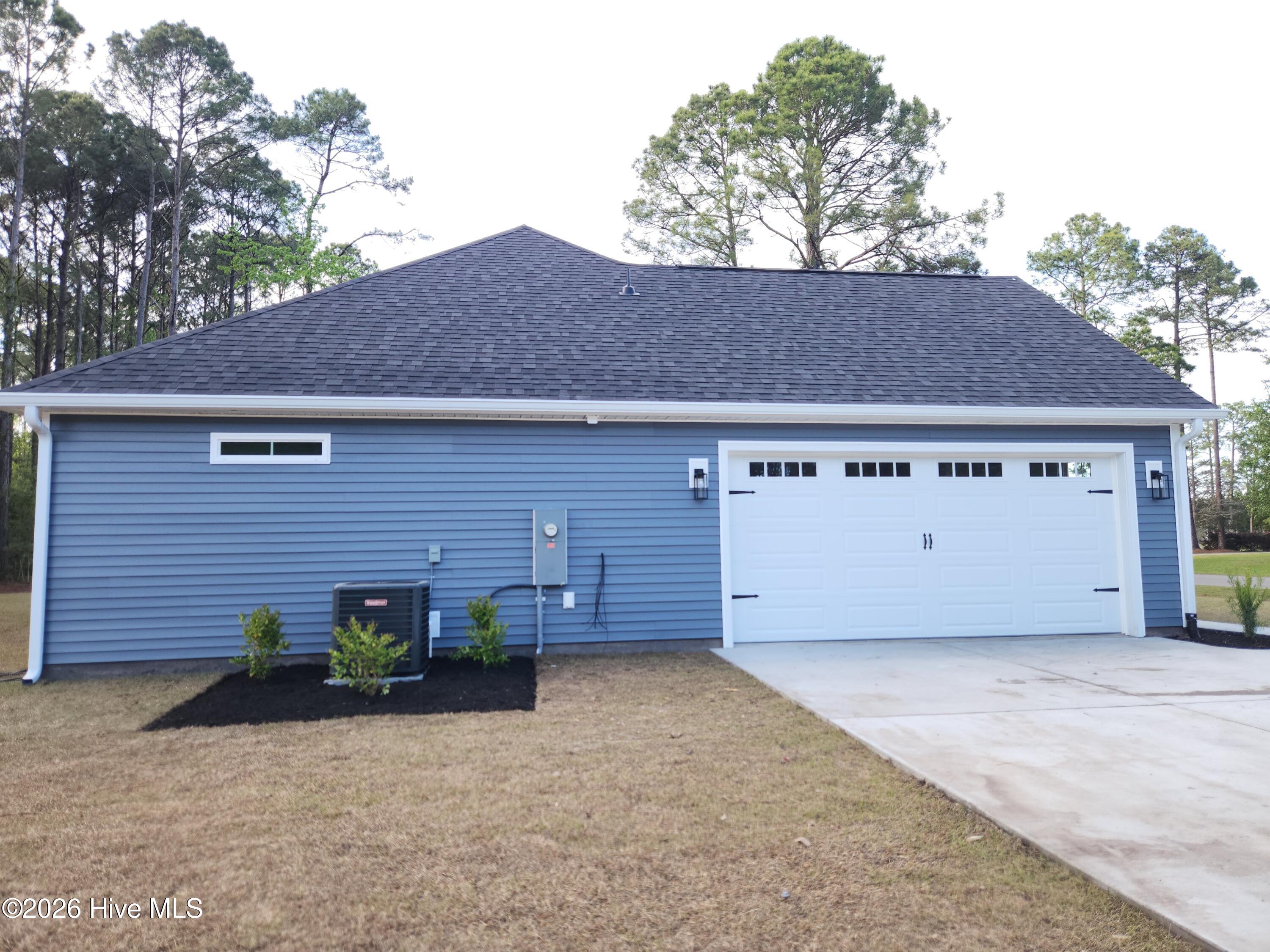 100566196 | Photo 50