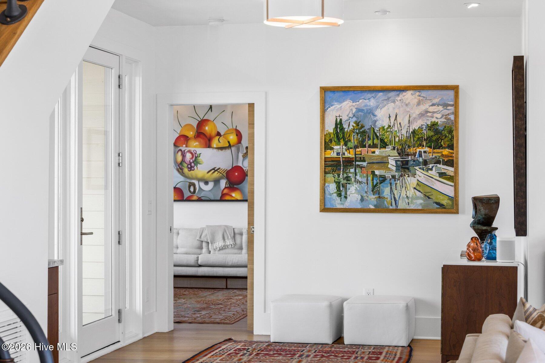 100560851 | Photo 21