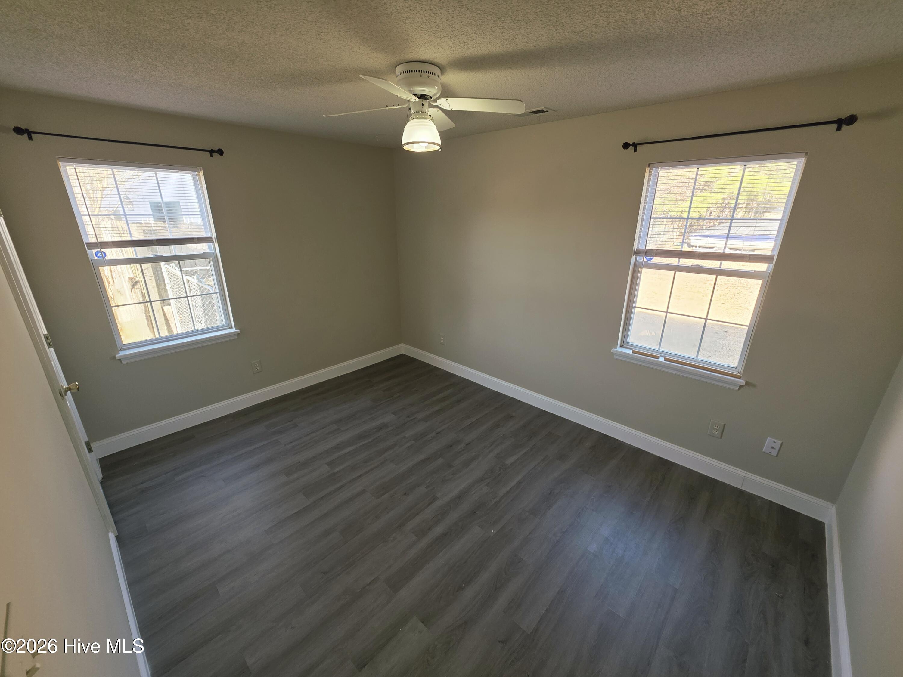 100551263 | Photo 17