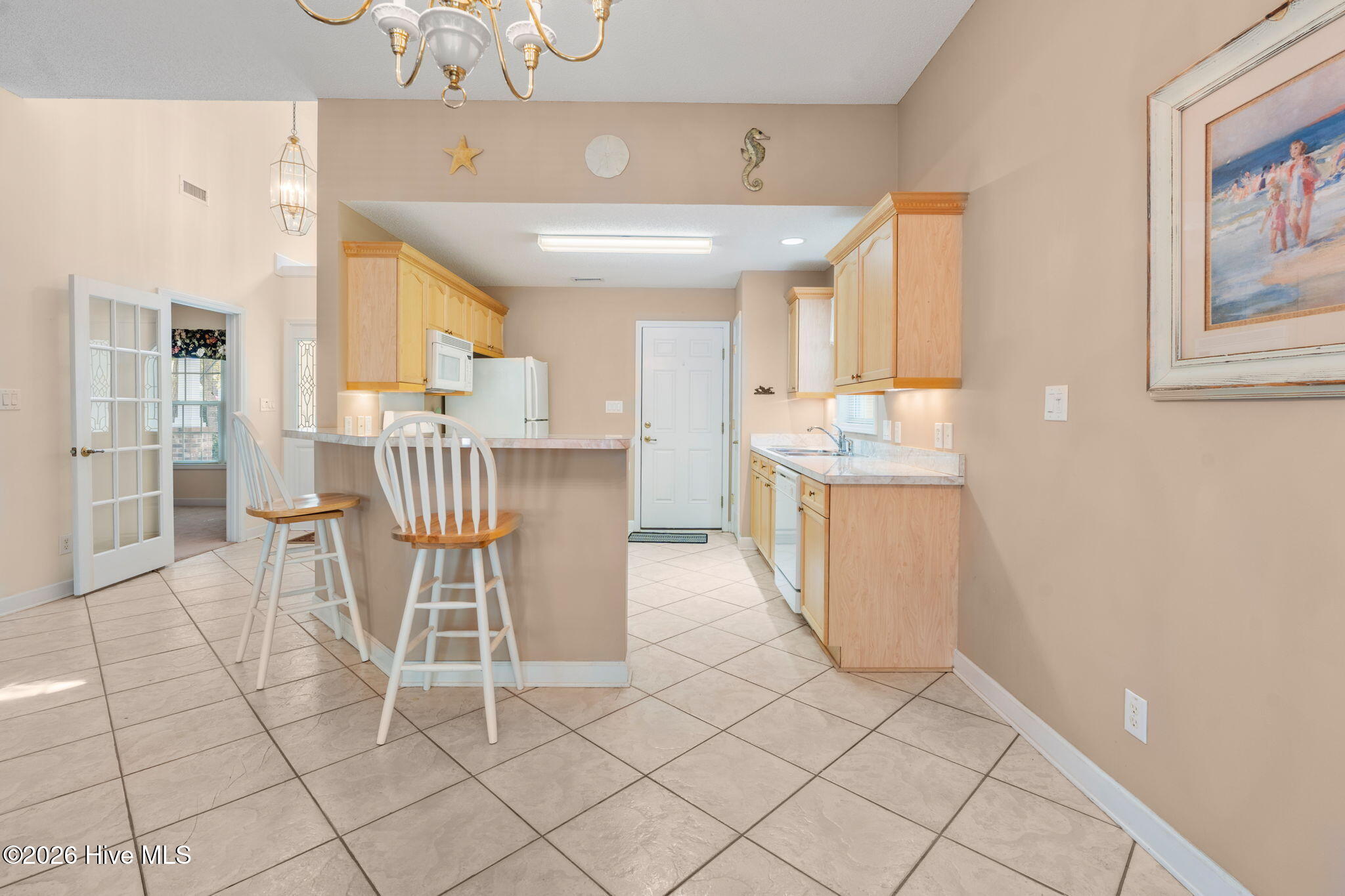 100567184 | Photo 17