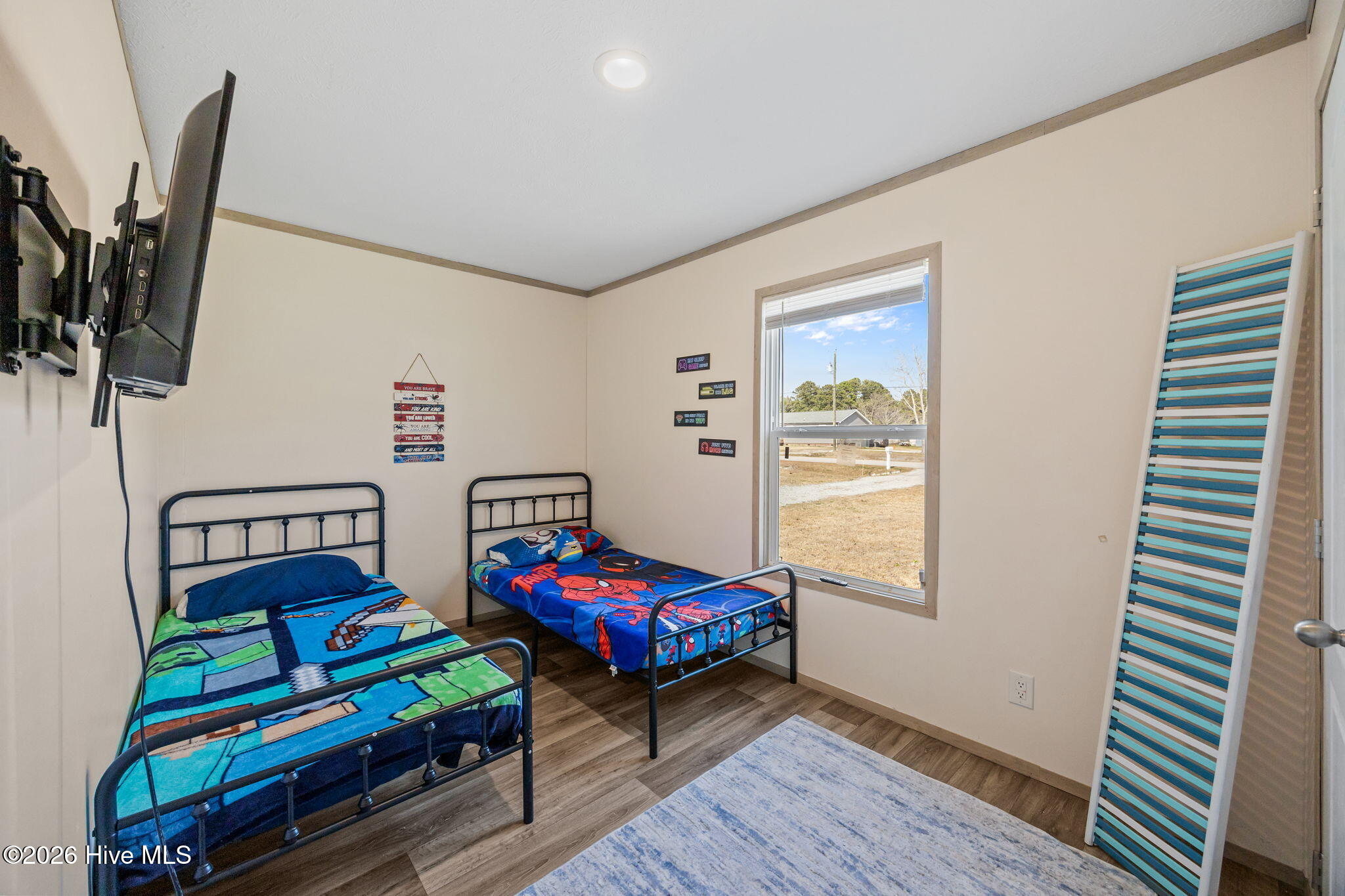 100558826 | Photo 22