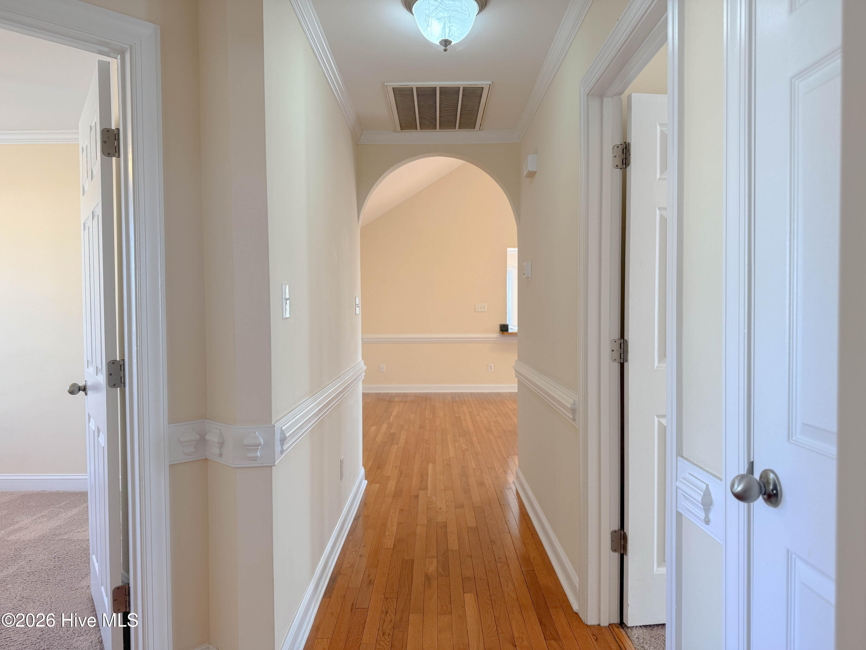 100554252 | Photo 34