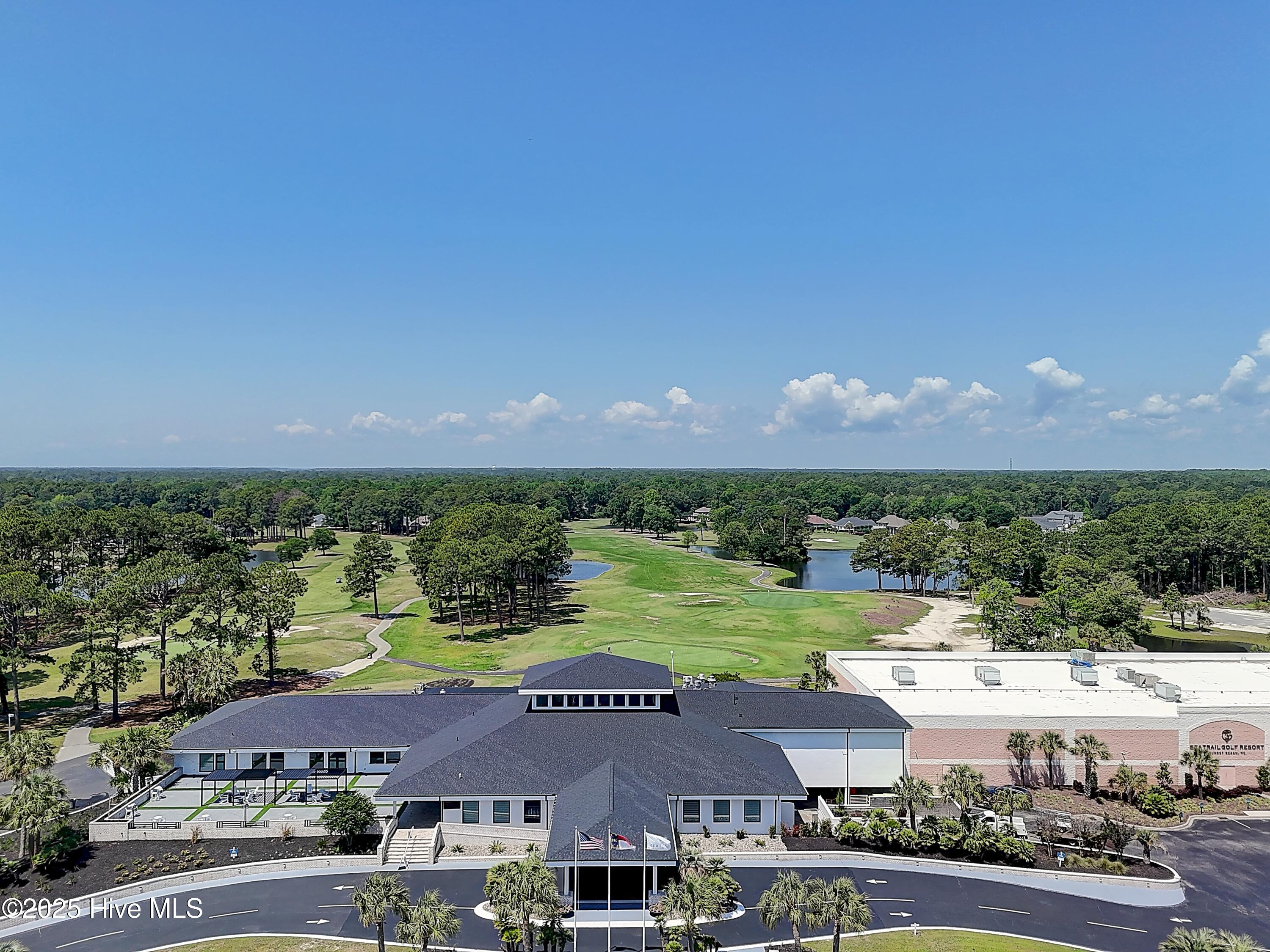 100545354 | Photo 46