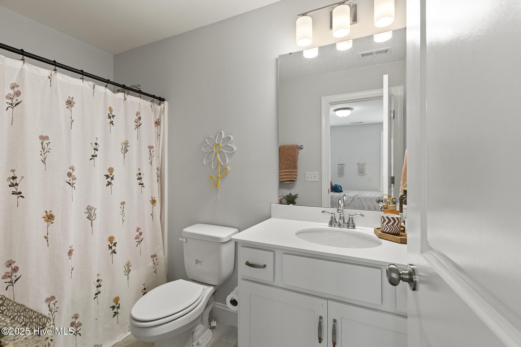 100516290 | Photo 31