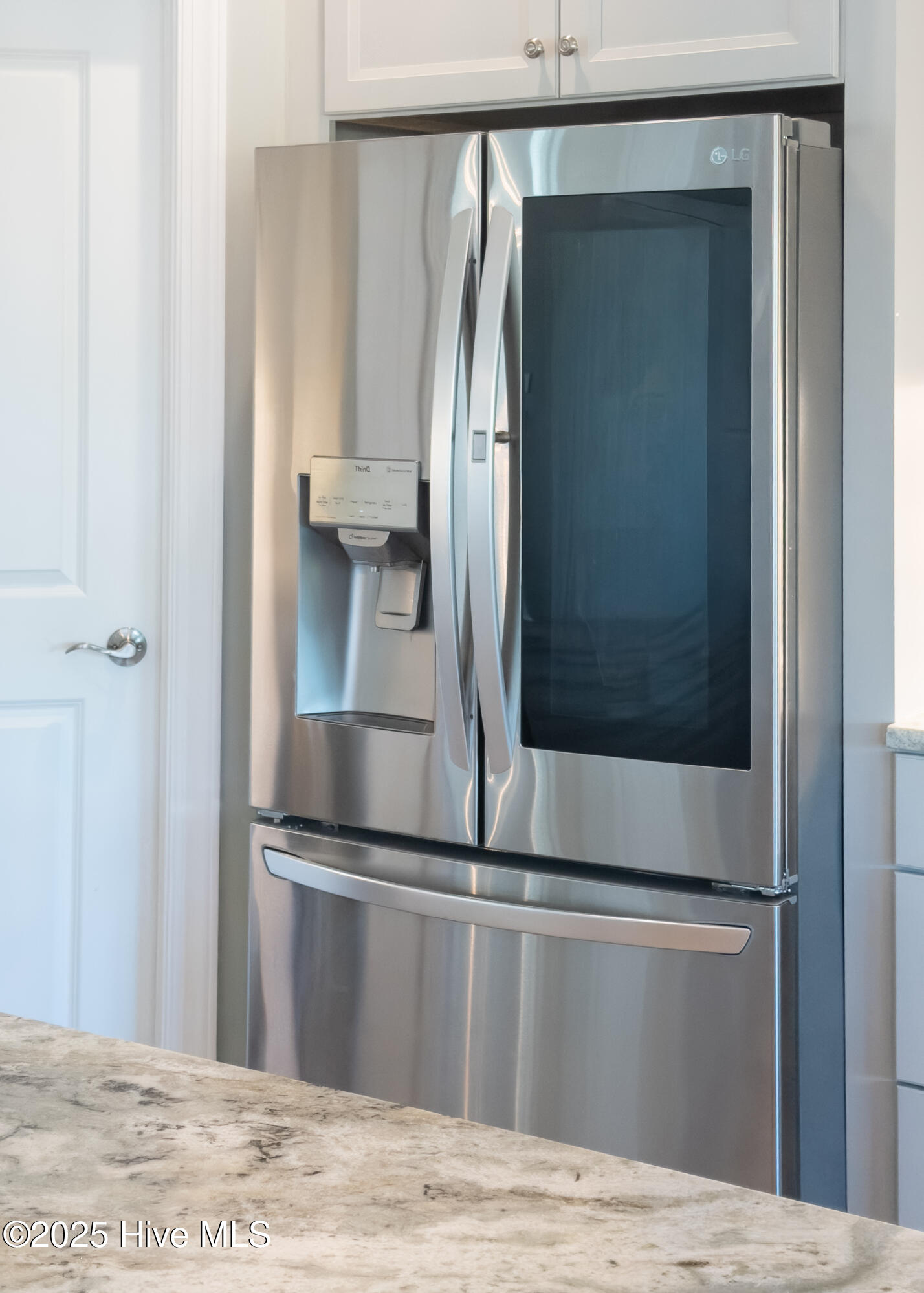 100541746 | Photo 22