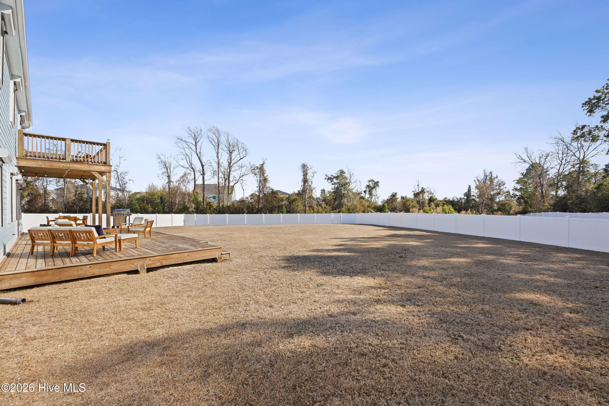 100555397 | Photo 65