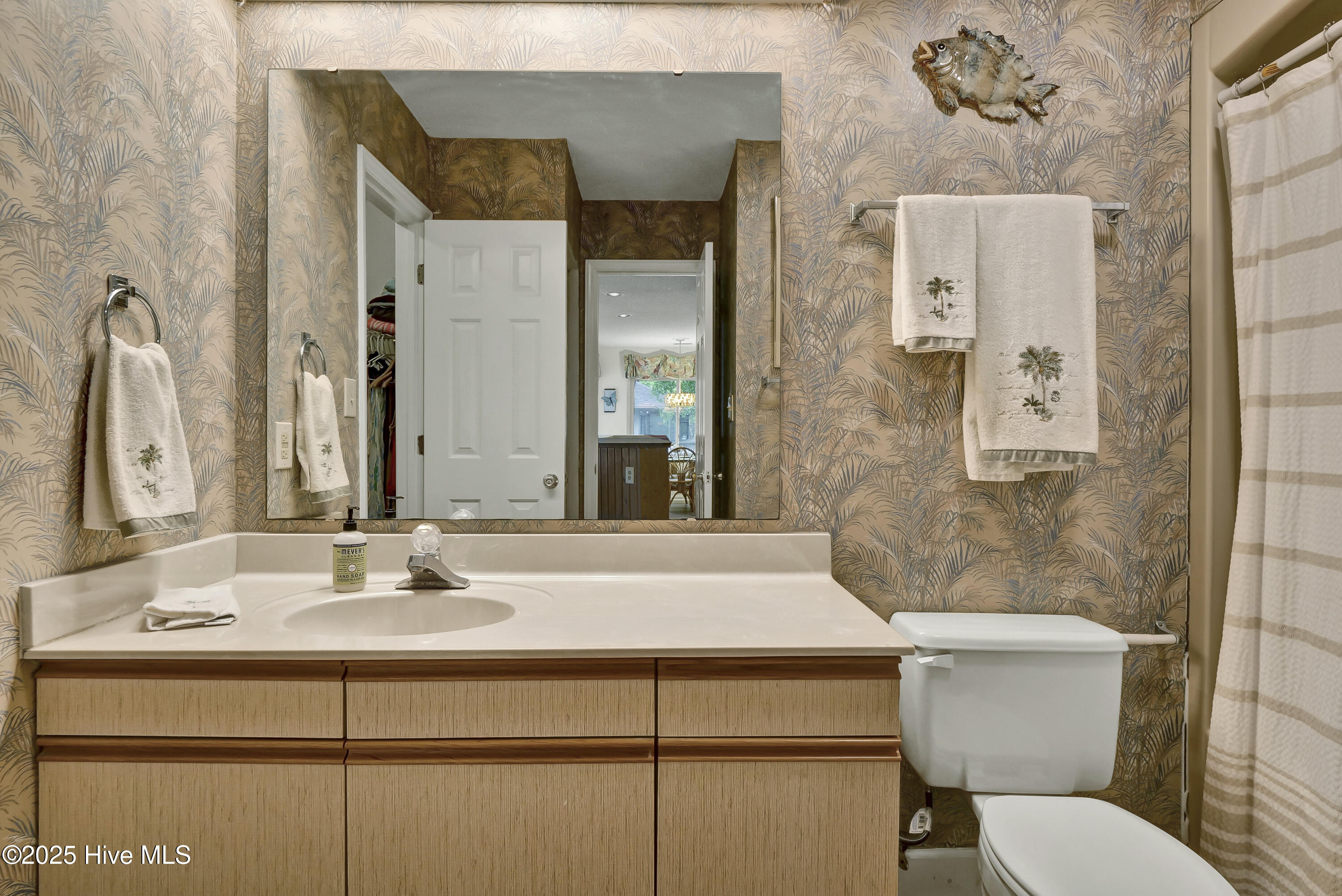 100508575 | Photo 19