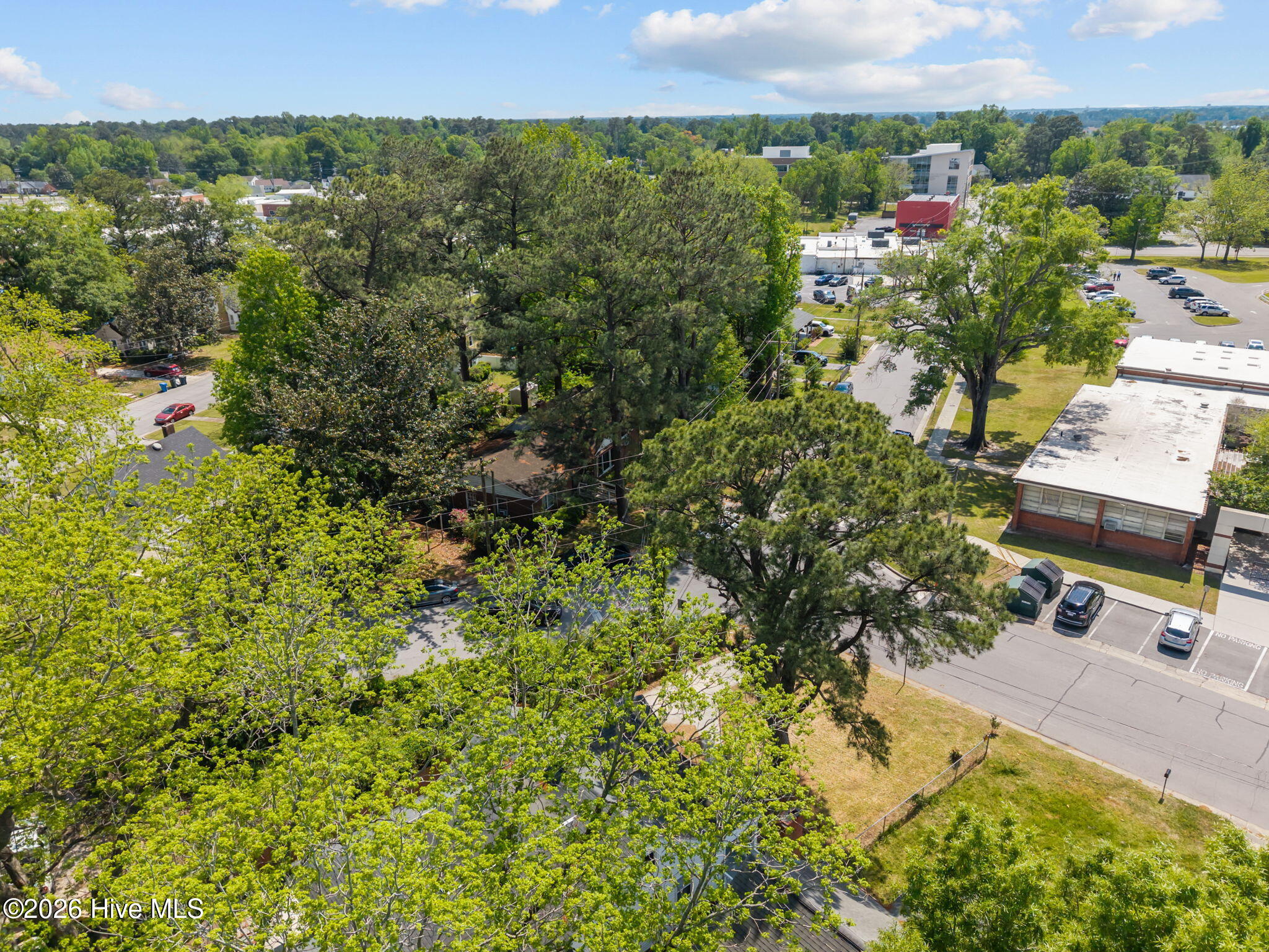 100568668 | Photo 49