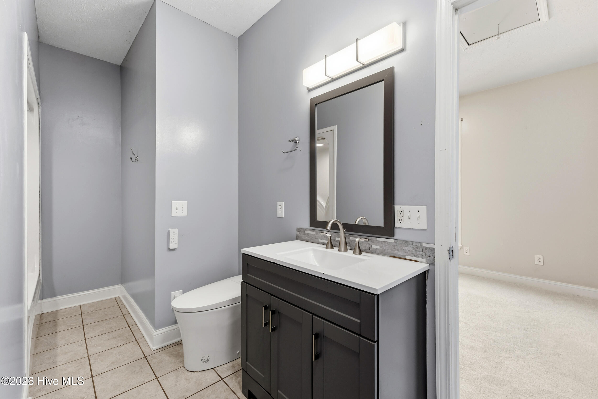 100552427 | Photo 23