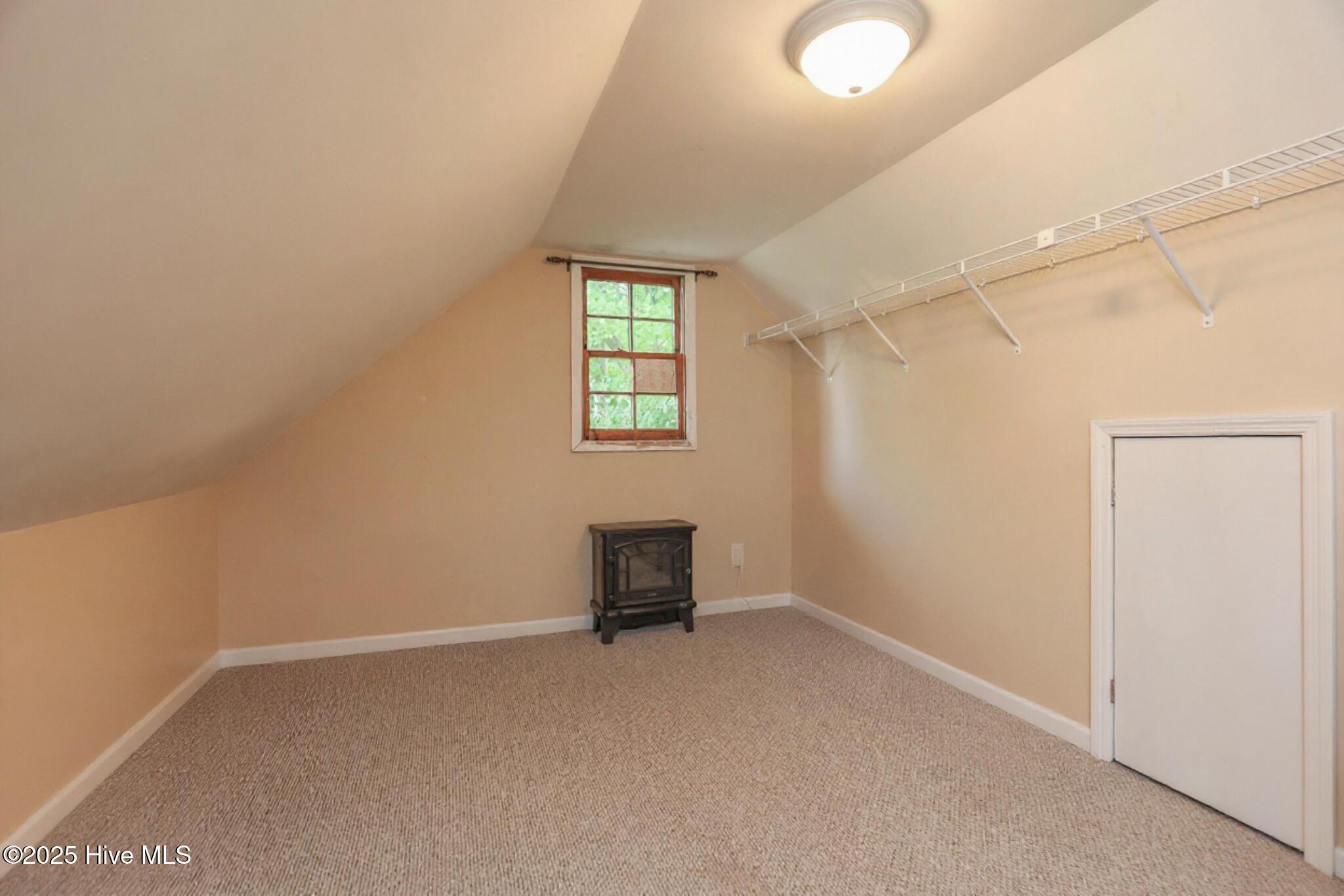 100524871 | Photo 45