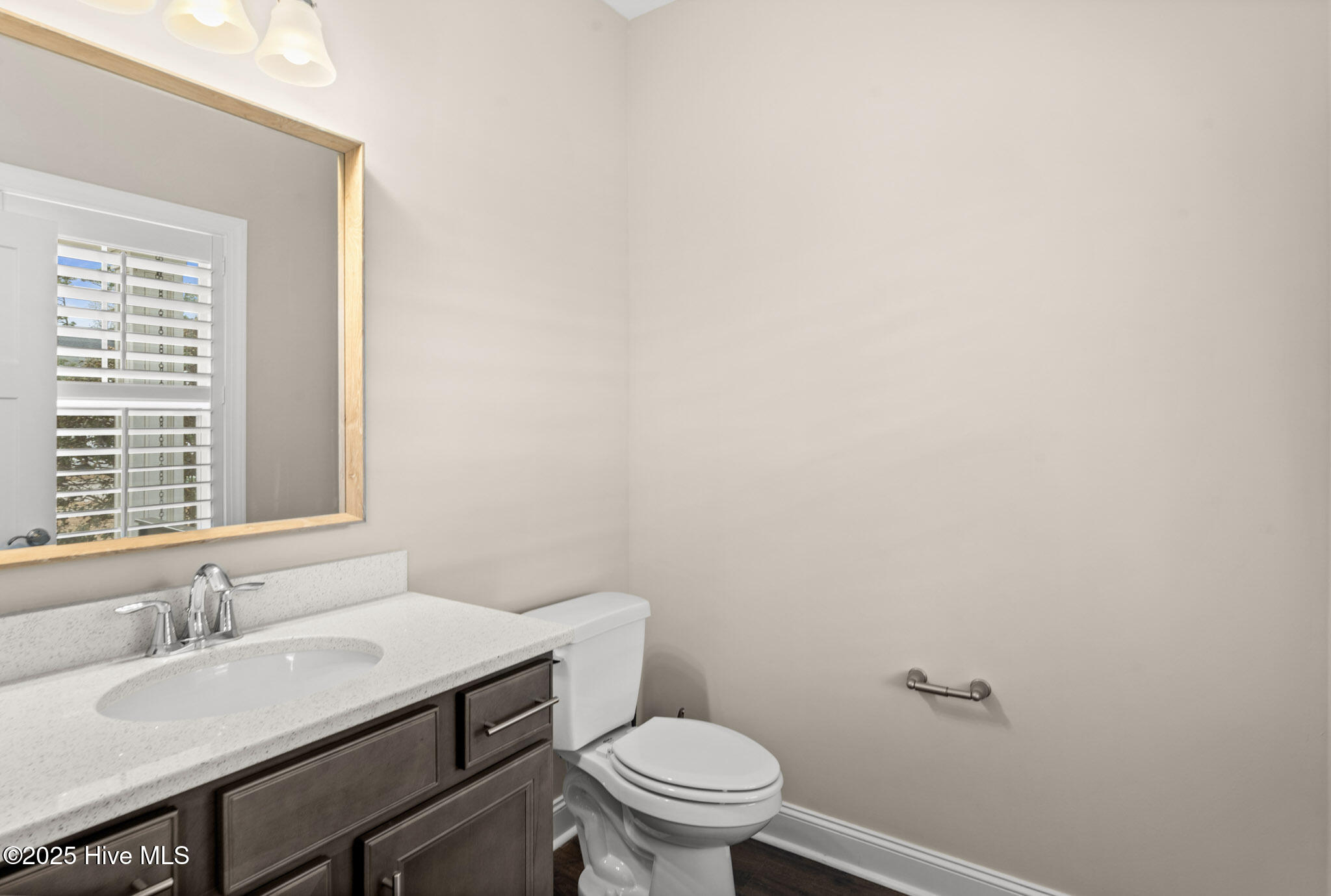 100544339 | Photo 17