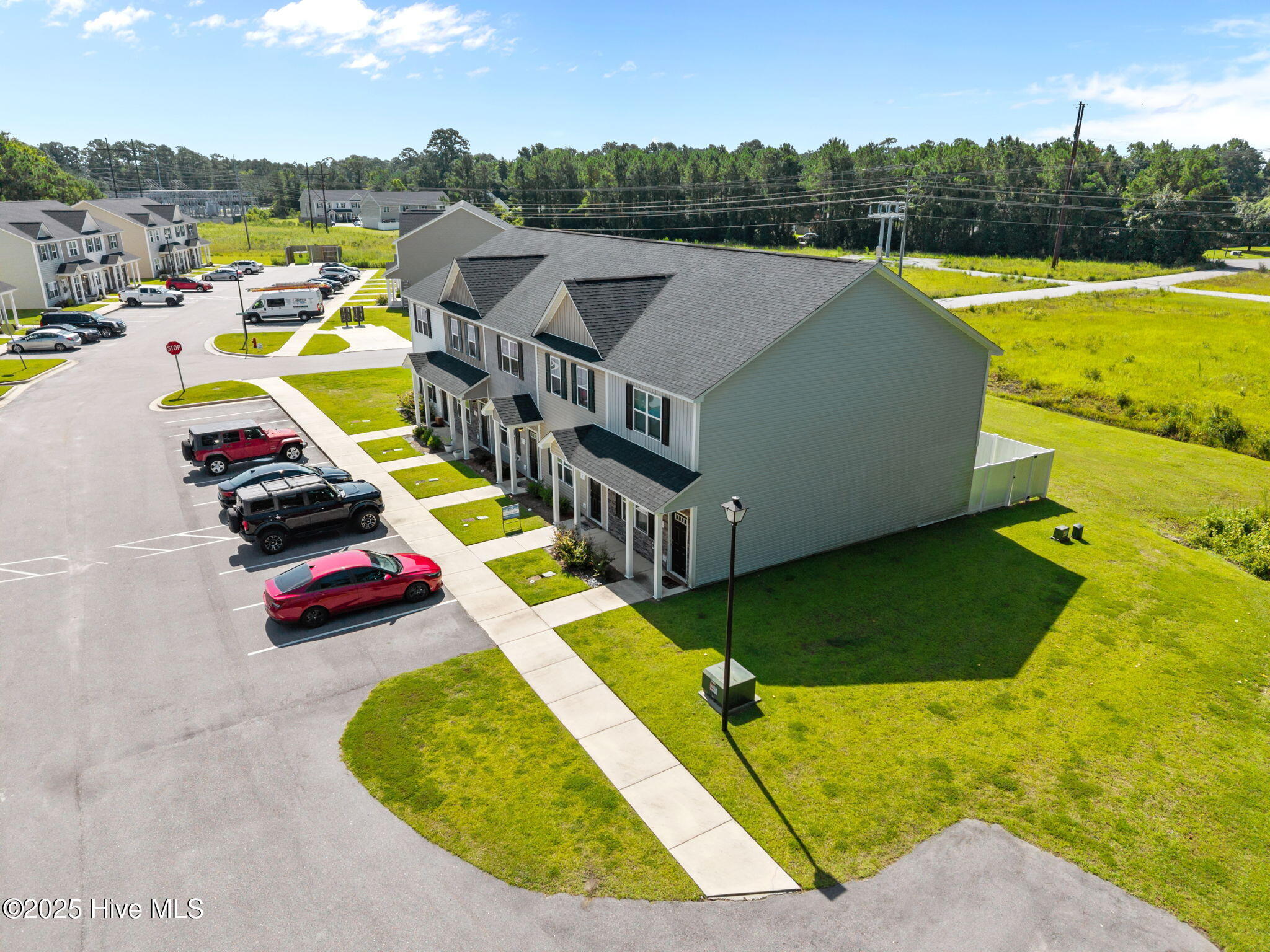 100549921 | Photo 43