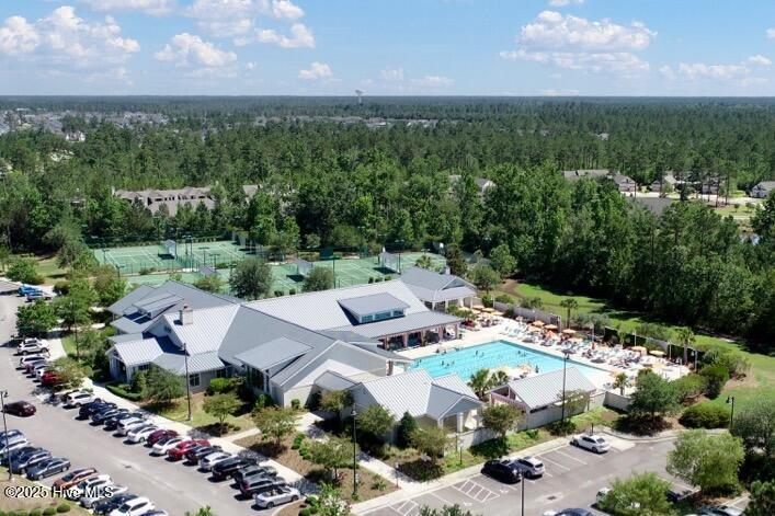 100538453 | Photo 45