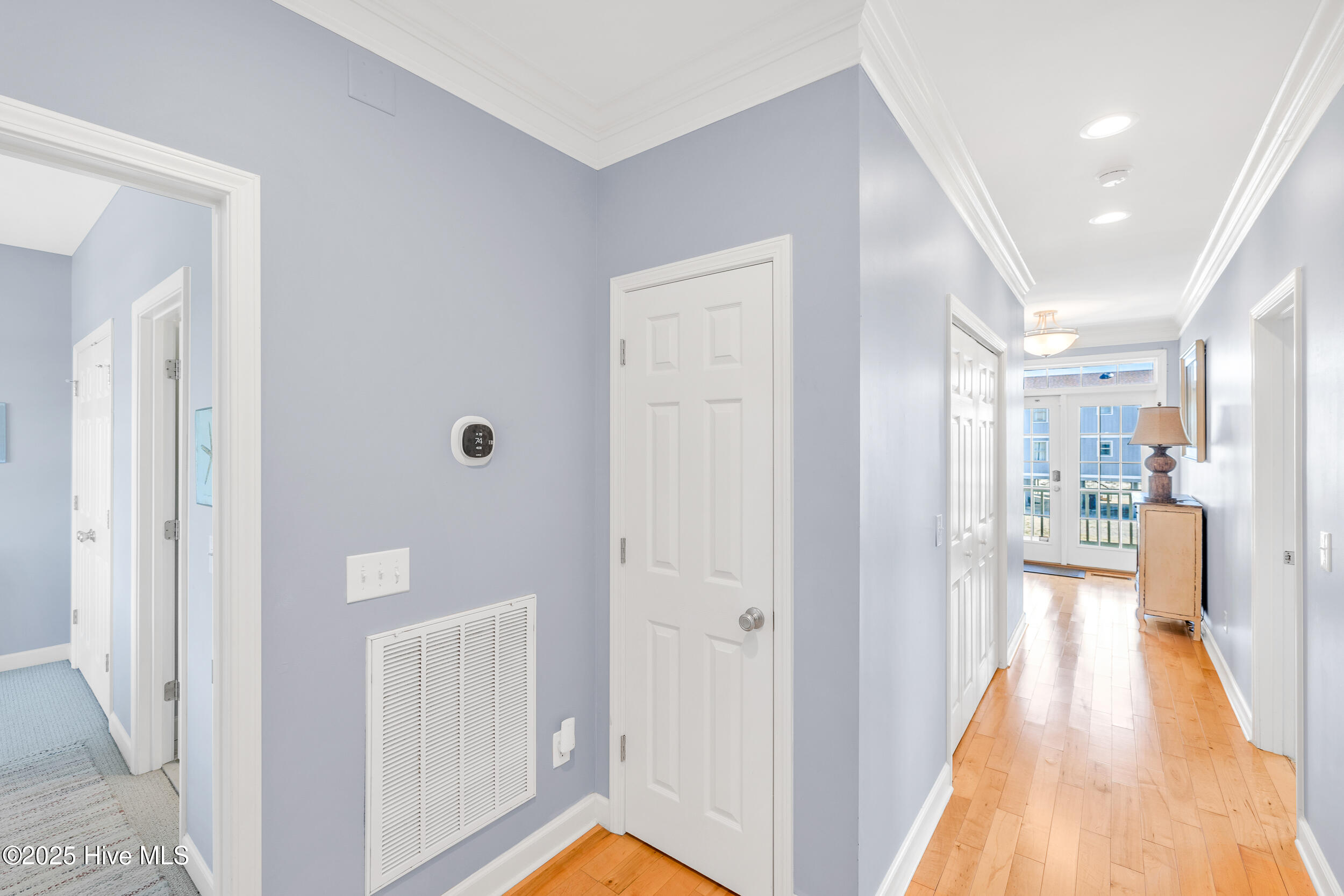 100509917 | Photo 38