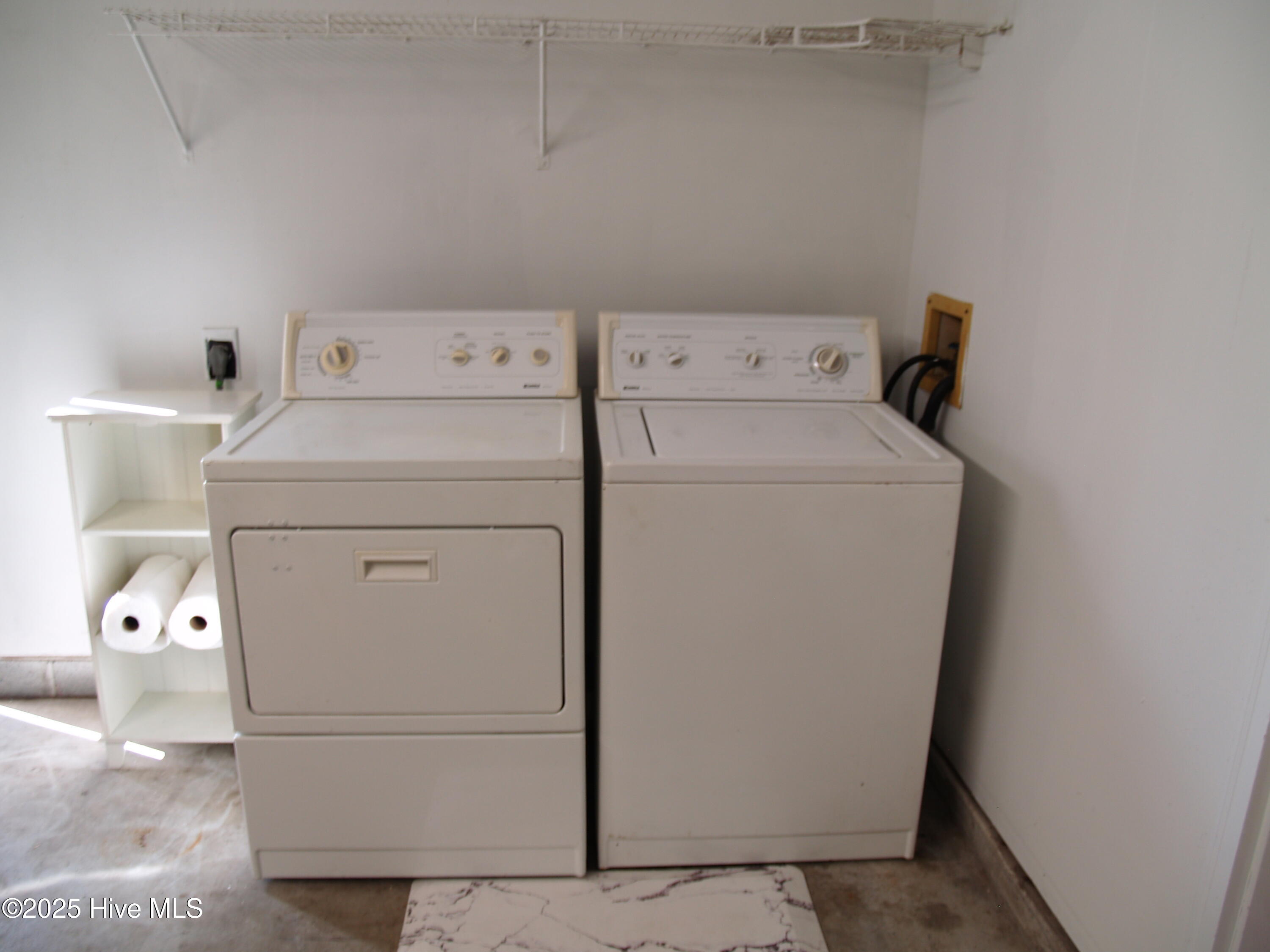 100544716 | Photo 17