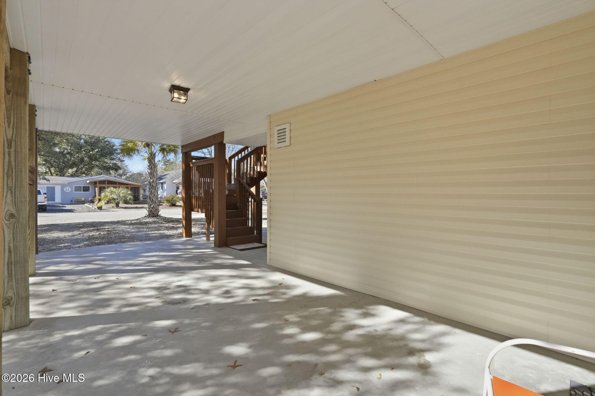 100555111 | Photo 13