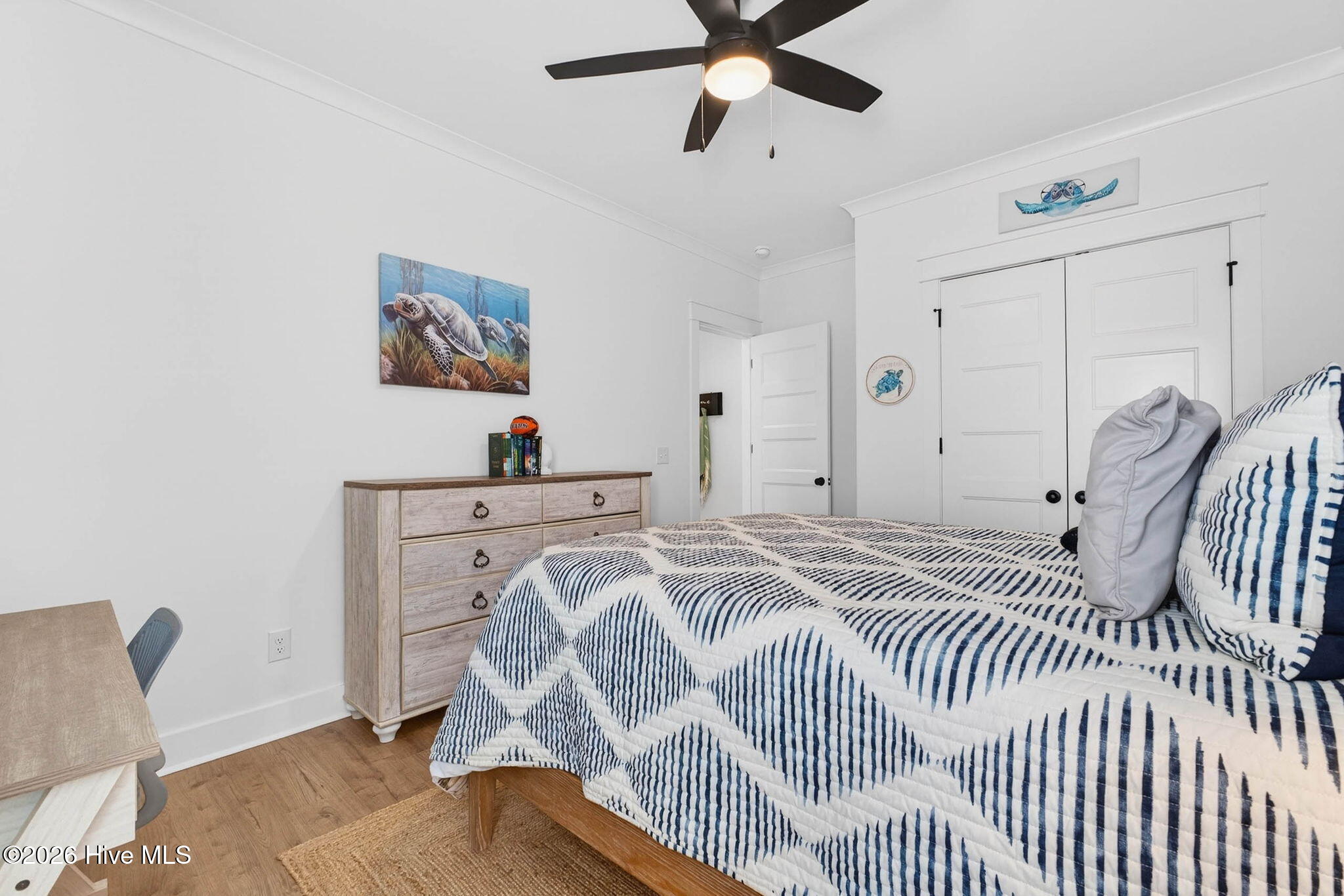 100561272 | Photo 32