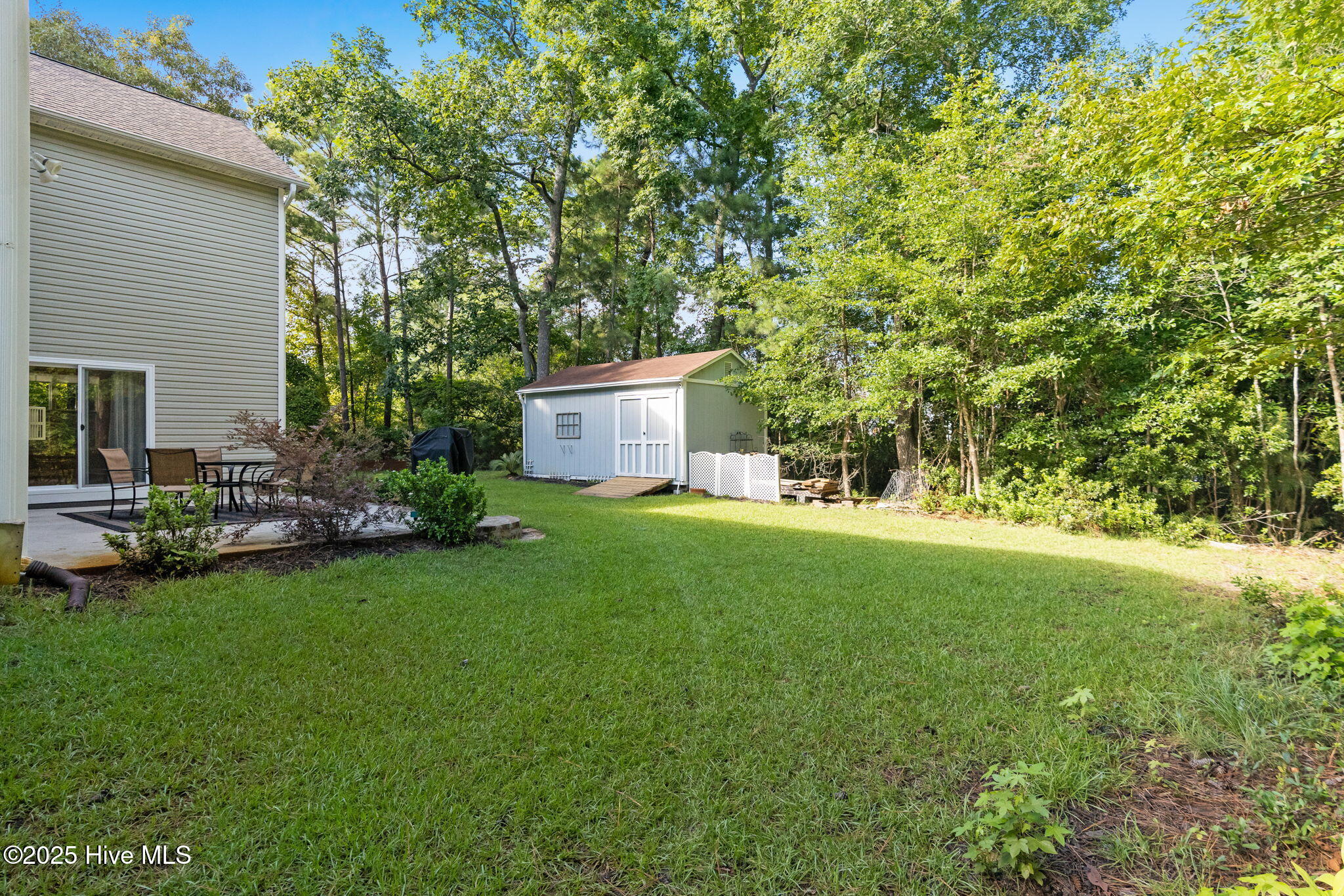 100521115 | Photo 55