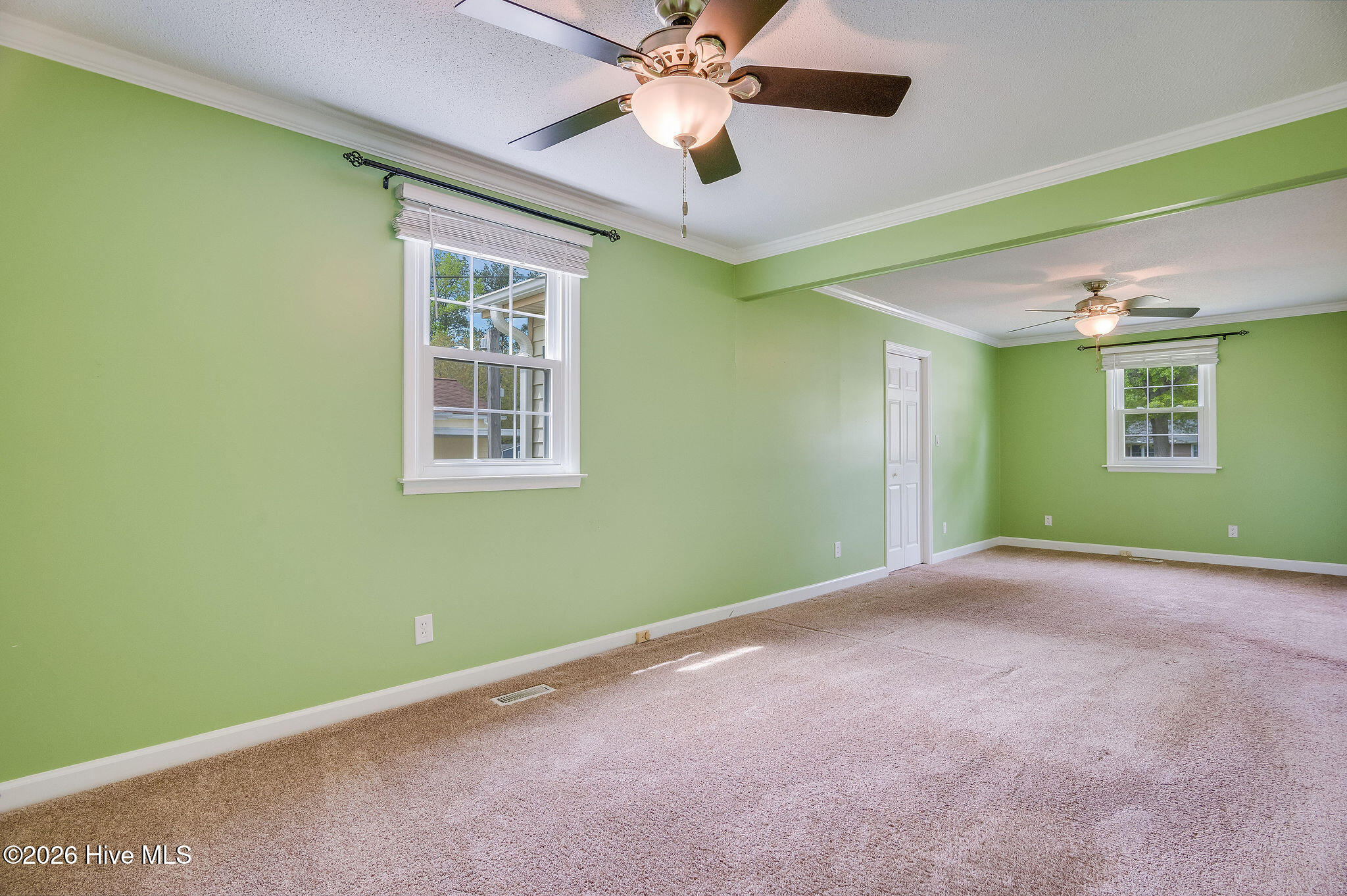 100565785 | Photo 29