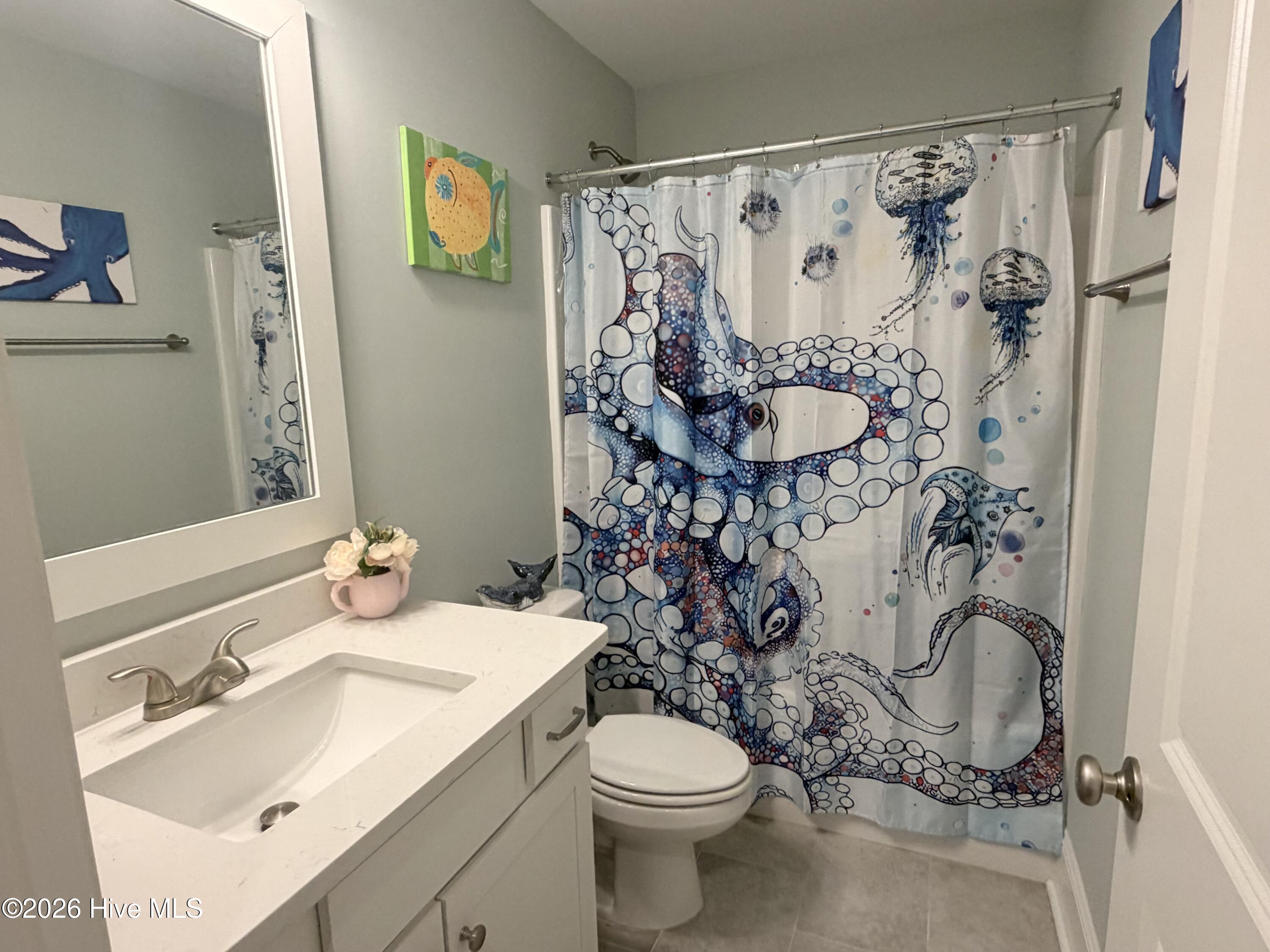 100558170 | Photo 19