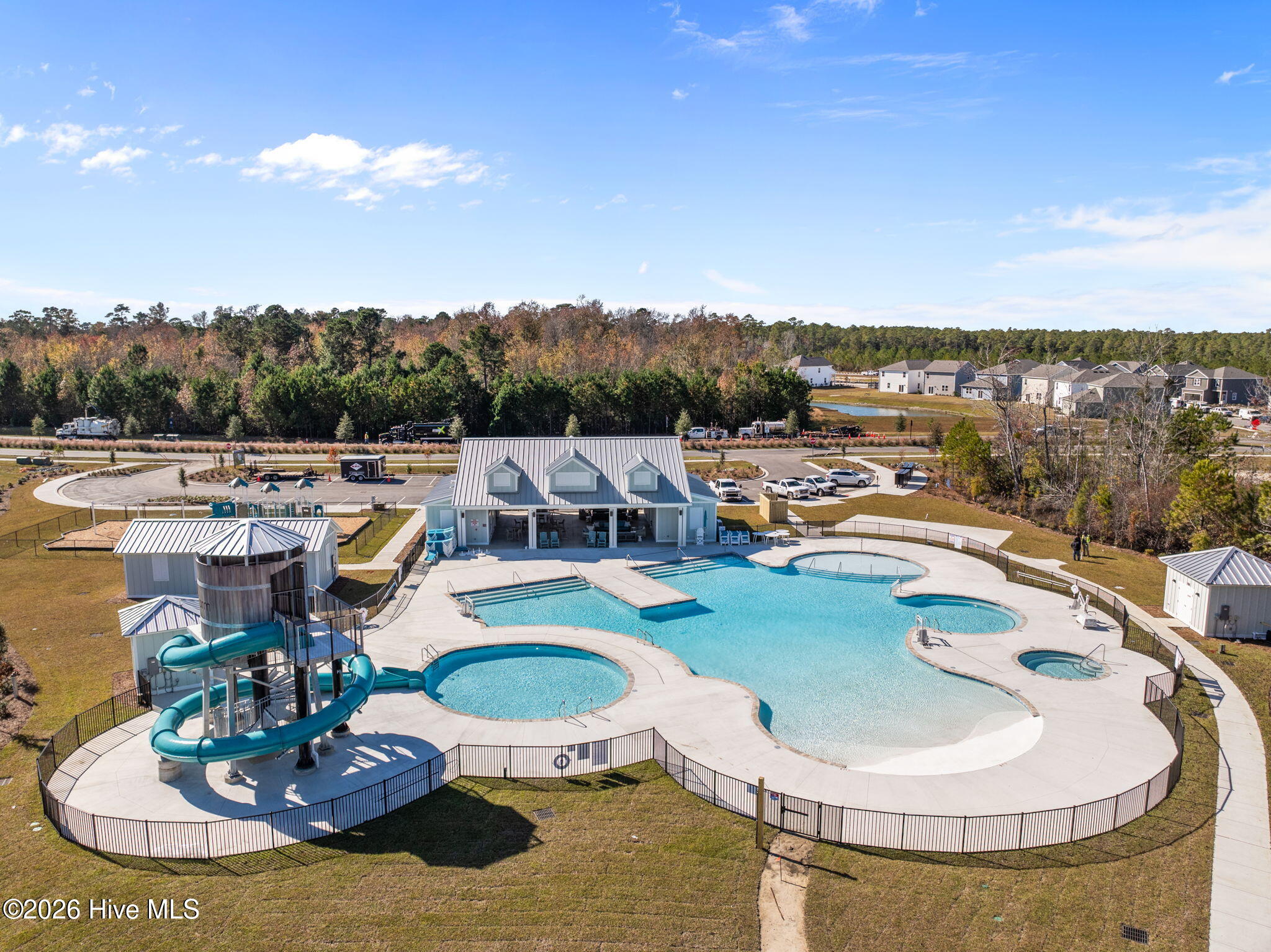 100549291 | Photo 34