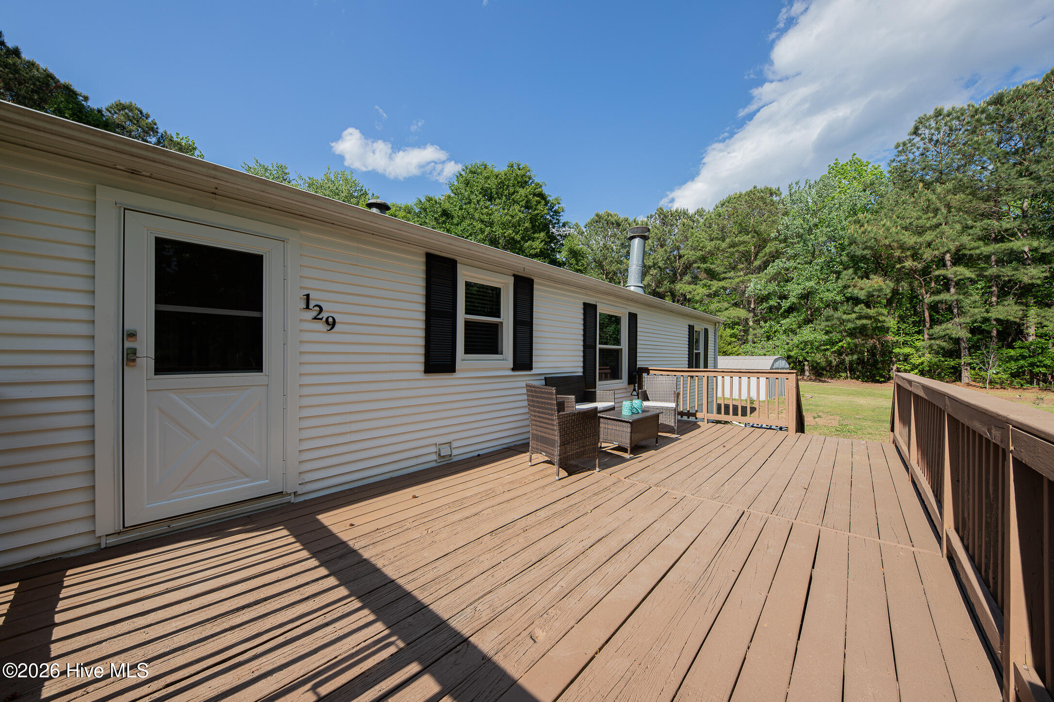 100570278 | Photo 58