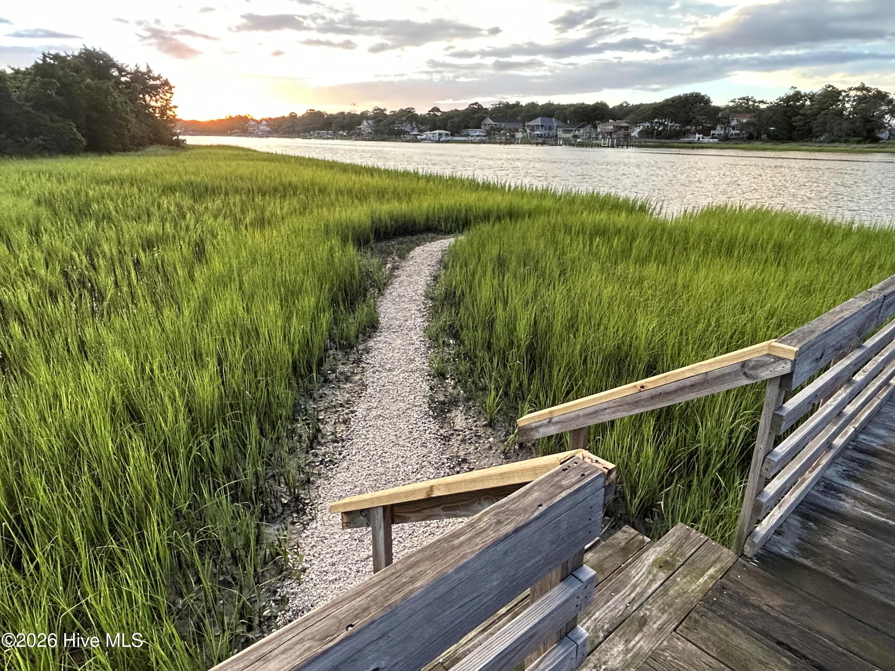 100553308 | Photo 45