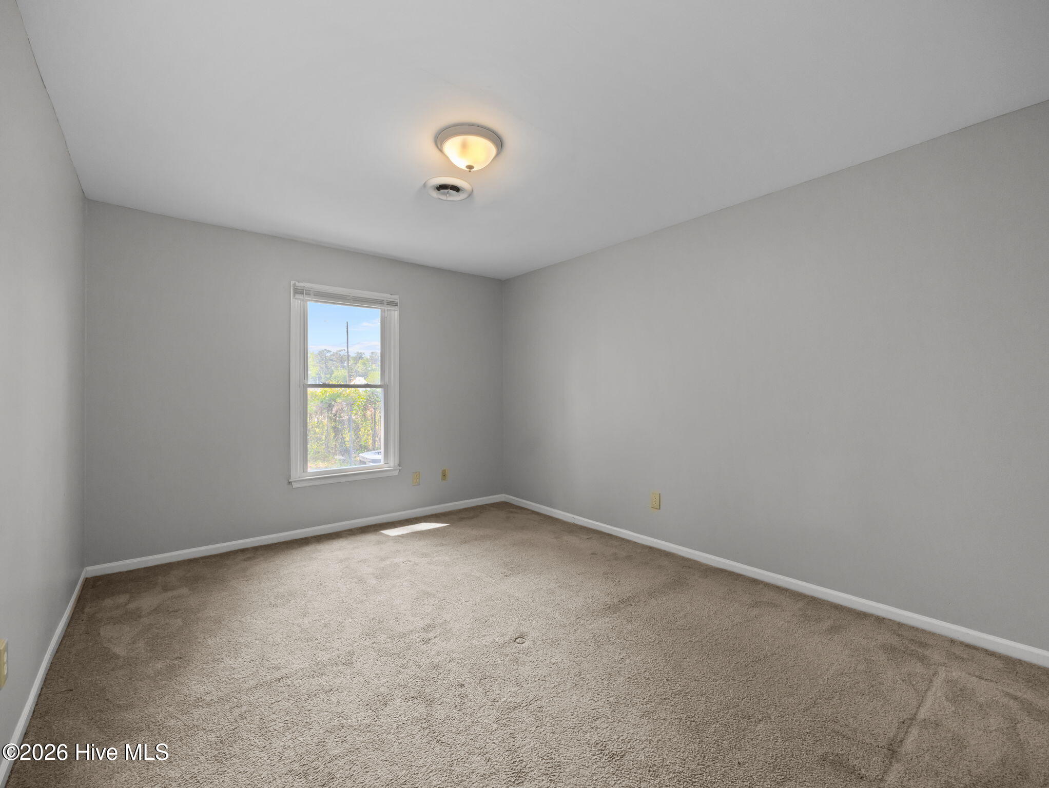 100561200 | Photo 15