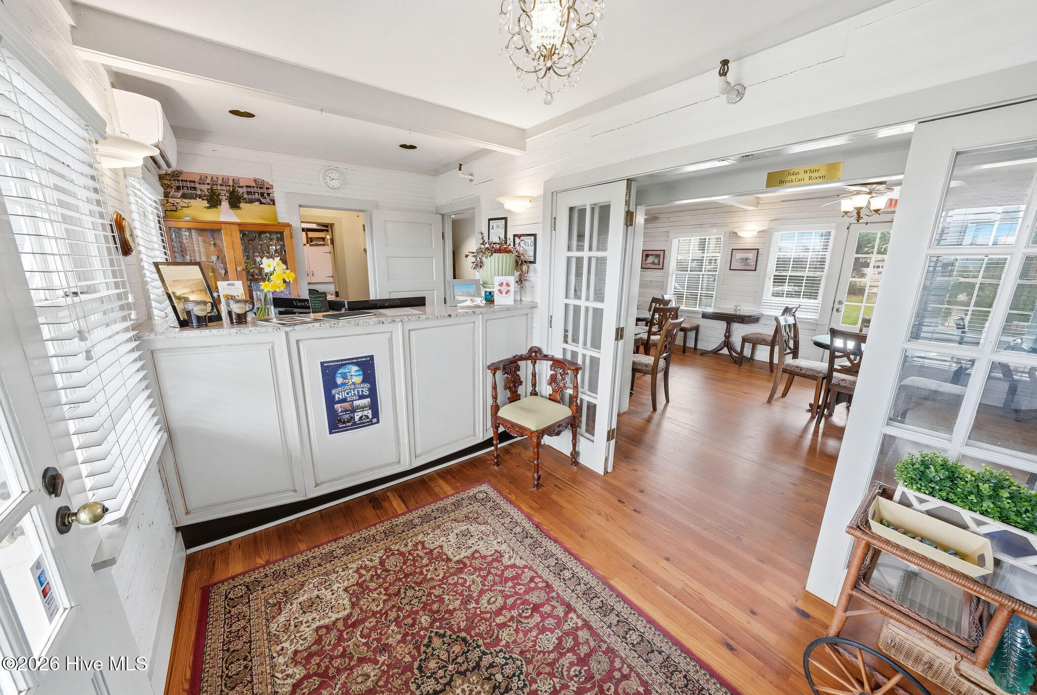 6715 S Croatan Highway, Nags Head, NC, 27959