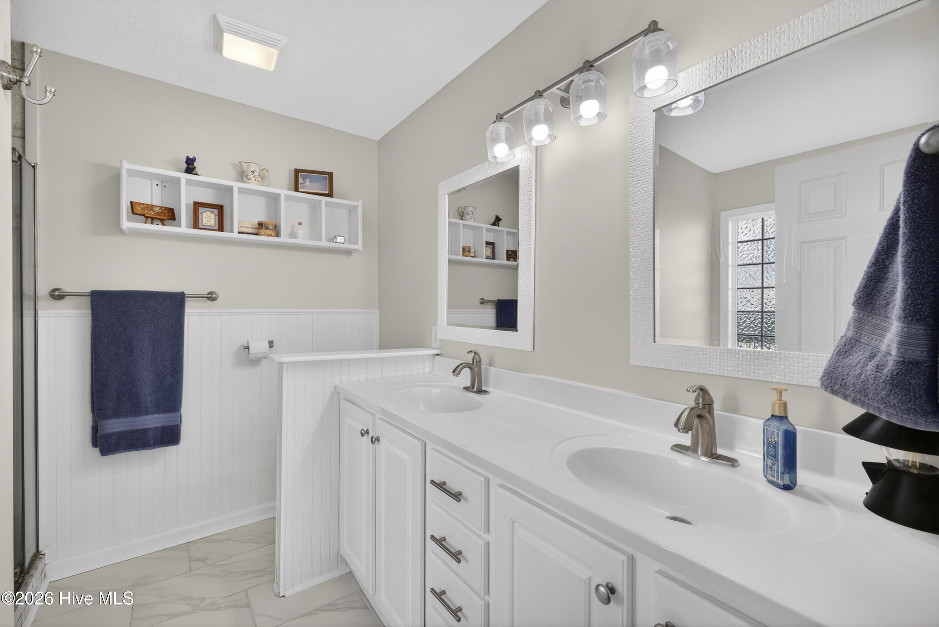 100553252 | Photo 20